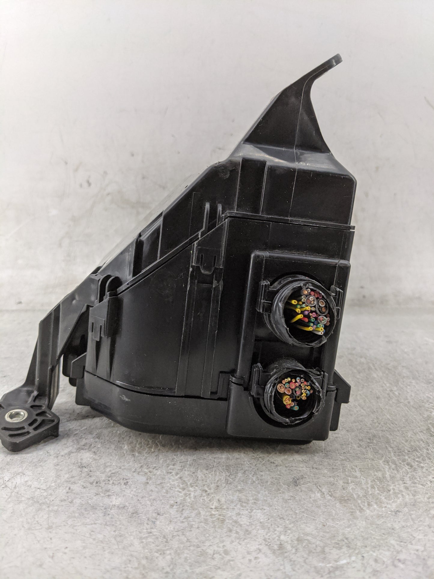 2019-2022 Nissan Altima Fusebox Fuse Box Panel Relay Module P/N:7086 CYA2 Fits Fits 2019 2020 2021 2022 OEM Used Auto Parts 