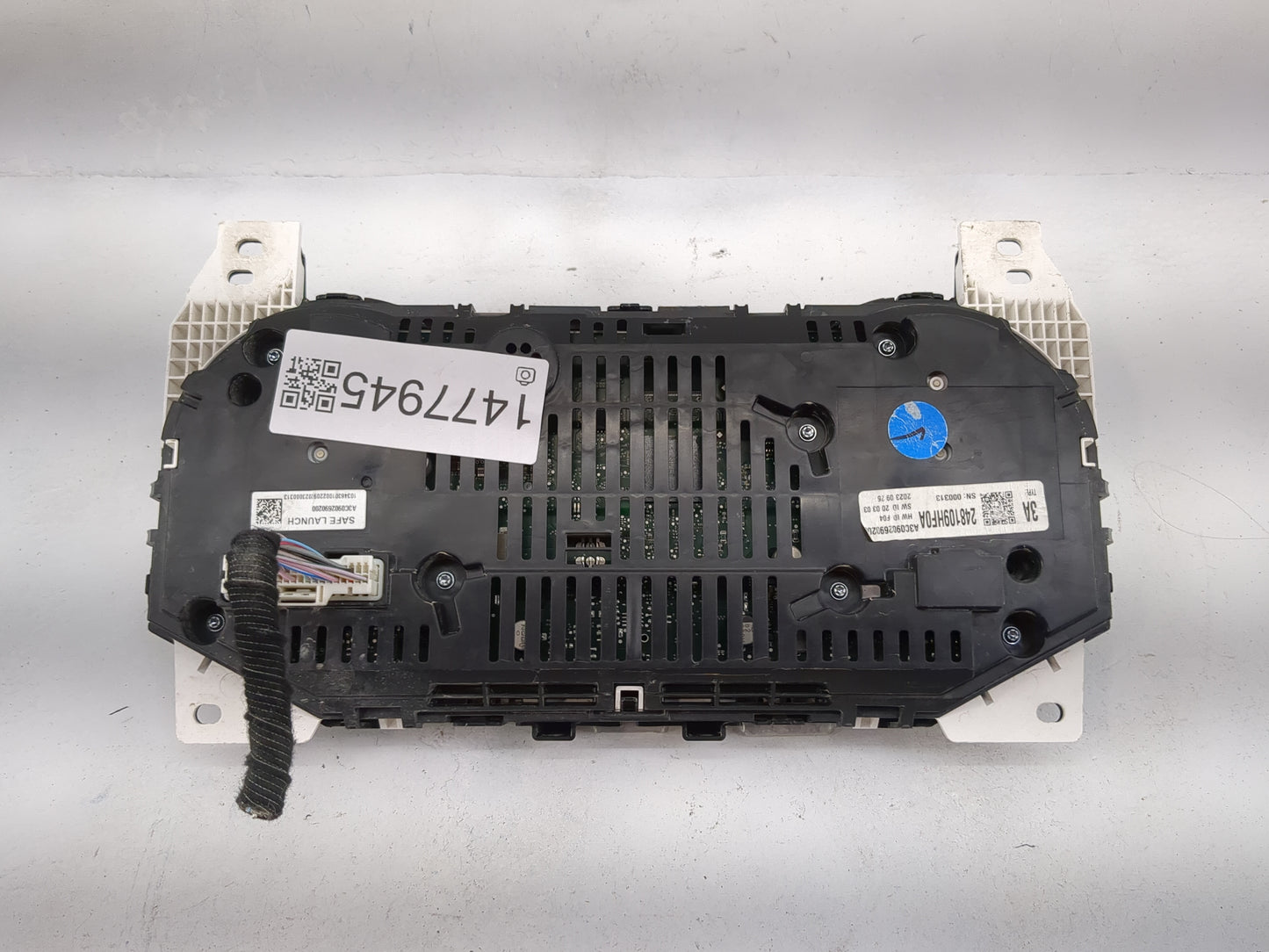 2024 Nissan Altima Instrument Cluster Speedometer Gauges P/N:248109HF0A A3C0902690 Miles: Fits OEM Used Auto Parts - Oemused