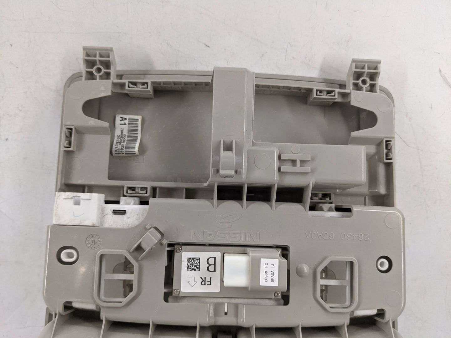 2019-2022 Nissan Altima Overhead Roof Console Beige - Oemusedautoparts1.com