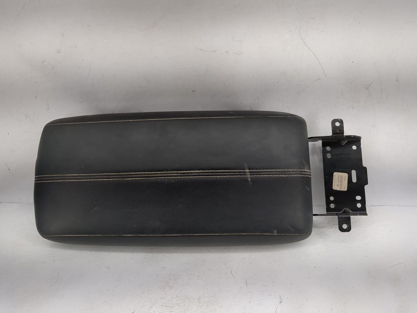 2019-2022 Nissan Altima Center Console Armrest Cover Lid P/N:969206CA0A Fits Fits 2019 2020 2021 2022 OEM Used Auto Parts - 