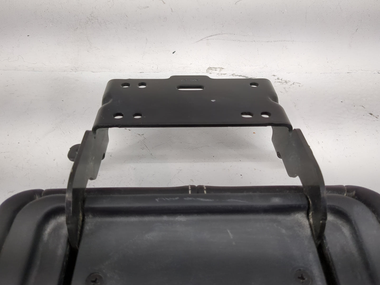2019-2022 Nissan Altima Center Console Armrest Cover Lid P/N:969206CA0A Fits Fits 2019 2020 2021 2022 OEM Used Auto Parts - 