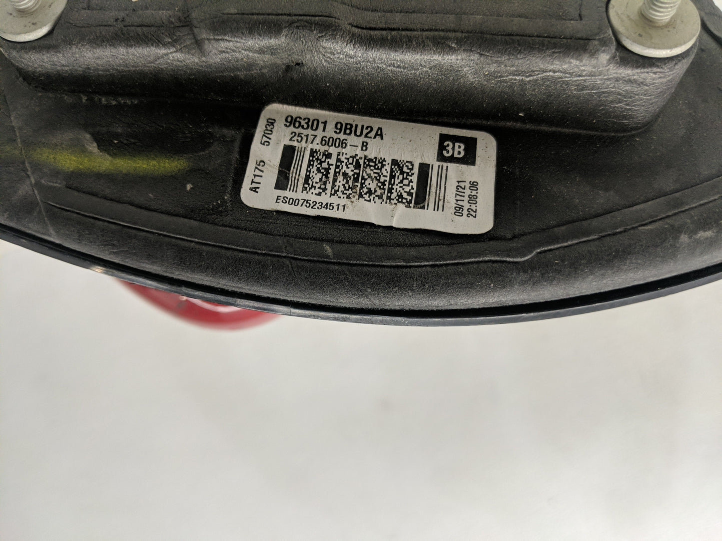 2024 Nissan Frontier Passenger Side View Mirror - Right Door Mirror OEM Used - Oemusedautoparts1.com