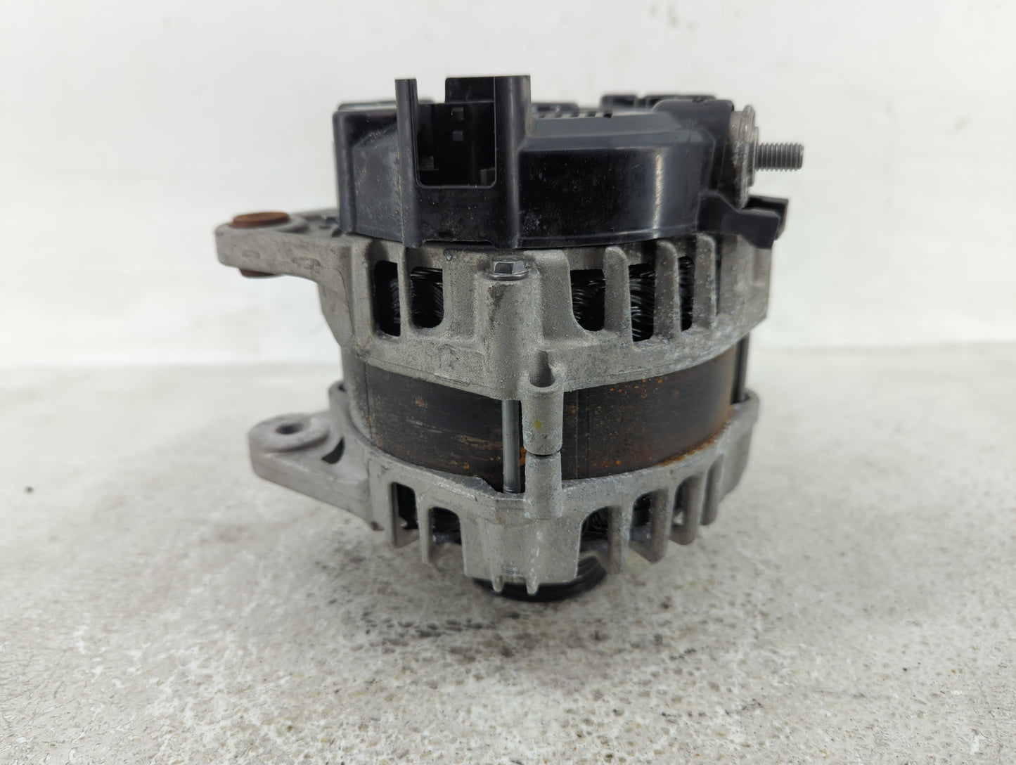 2024 Nissan Frontier Alternator Replacement Generator Charging Assembly Engine OEM P/N:23100 9BV1B Fits OEM Used Auto Parts 