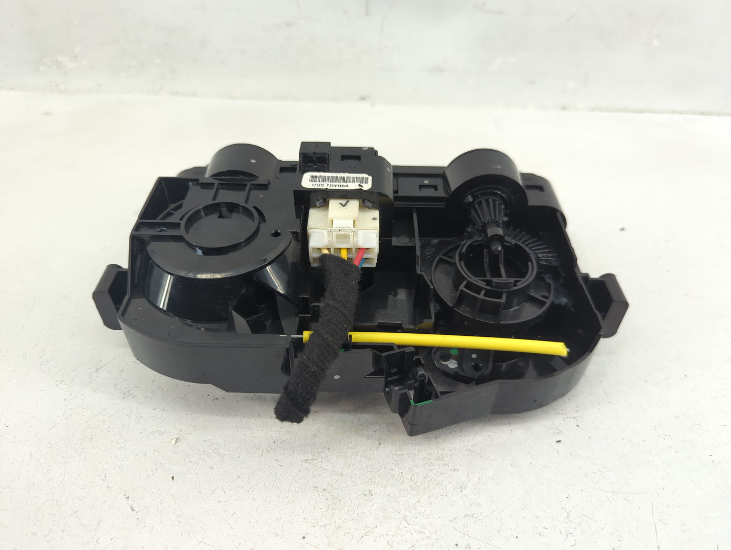 2024 Nissan Kicks Climate Control Module Temperature AC/Heater Replacement Fits OEM Used Auto Parts - Oemusedautoparts1.com