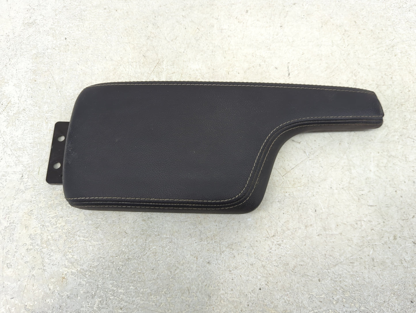 2024 Nissan Kicks Center Console Armrest Cover Lid Fits OEM Used Auto Parts - Oemusedautoparts1.com