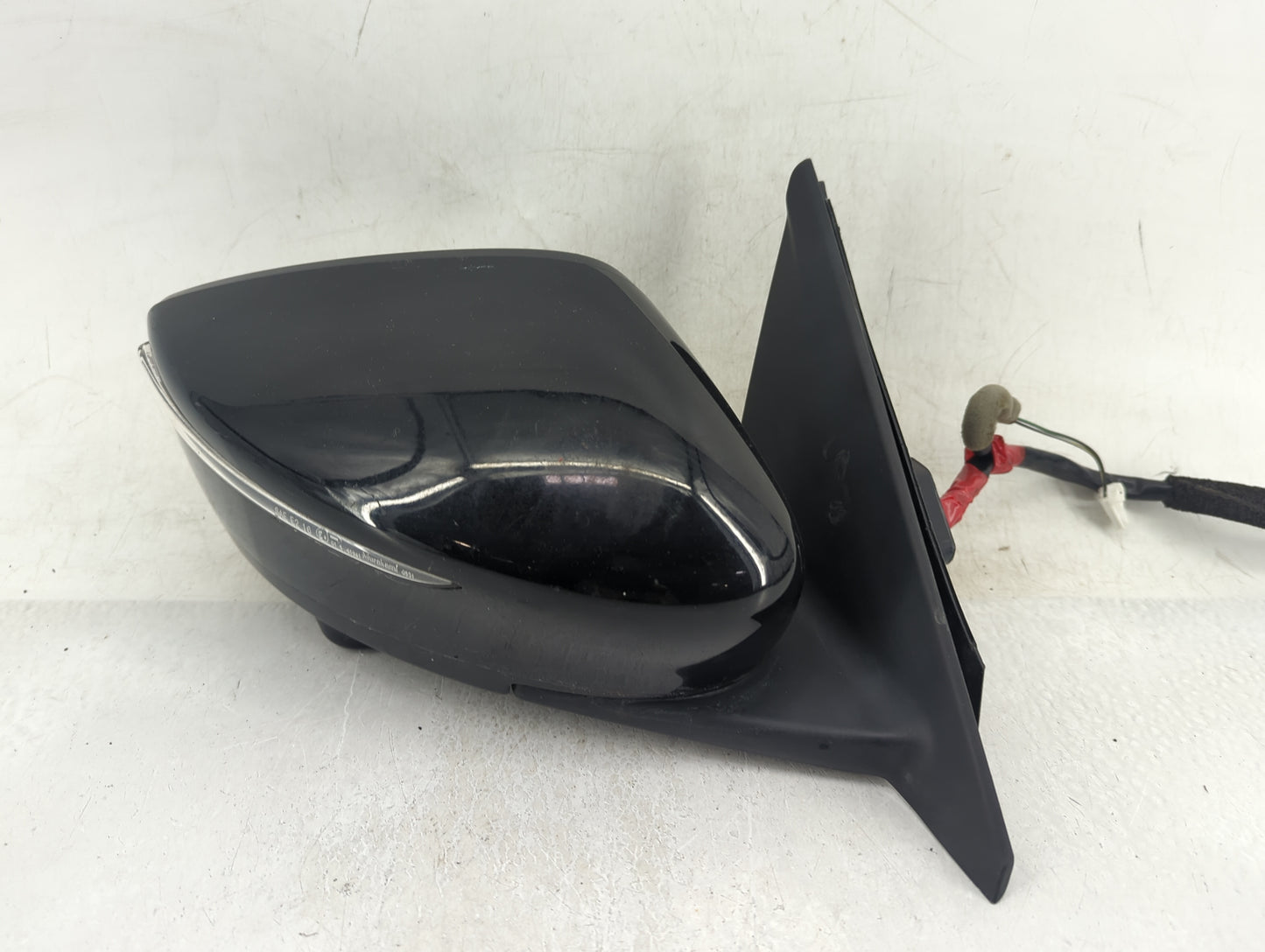 2020-2021 Nissan Kicks Passenger Side View Mirror - Right Door Mirror OEM Used - Oemusedautoparts1.com