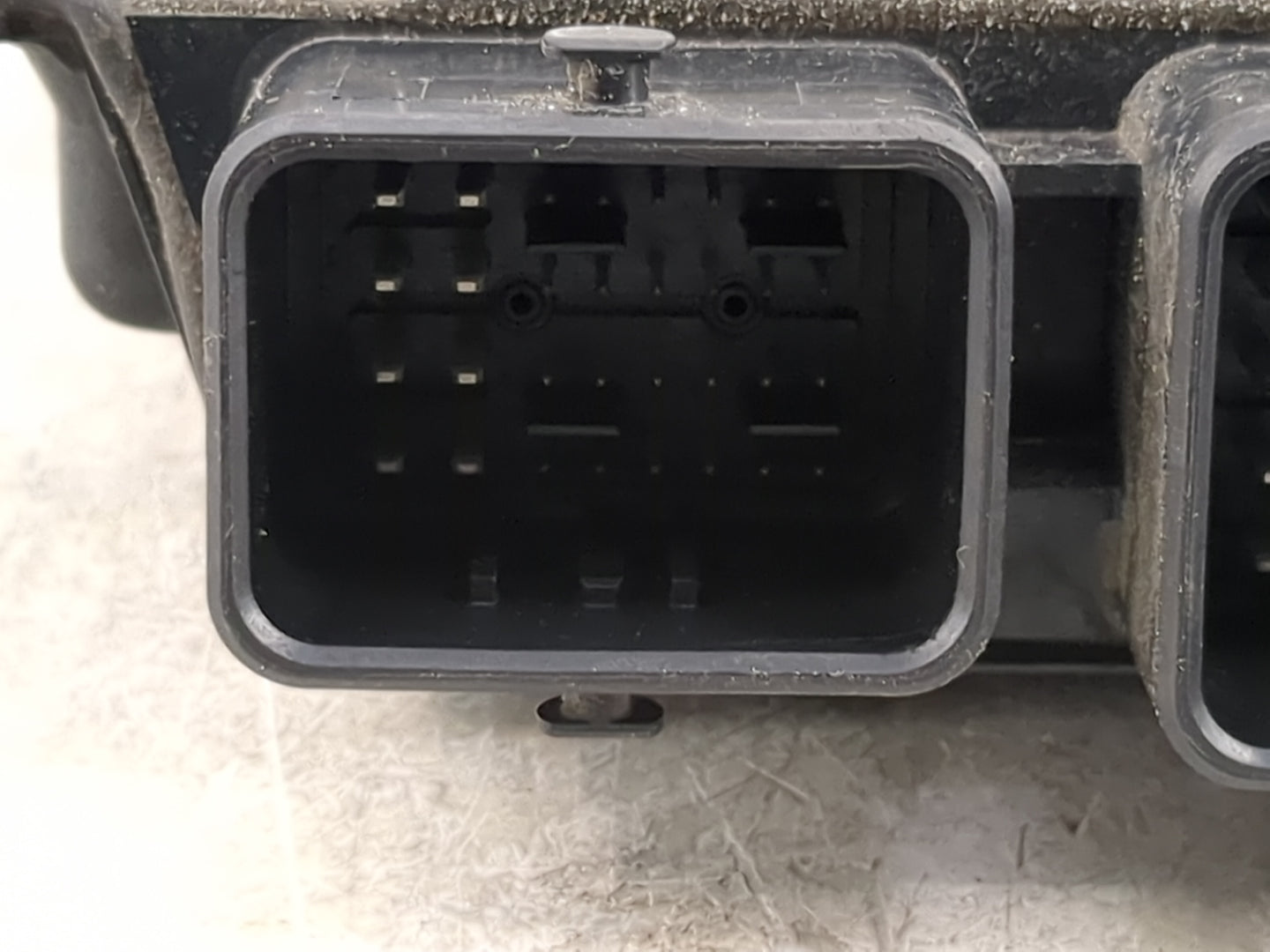 2020-2021 Nissan Kicks PCM Engine Control Computer ECU ECM PCU OEM P/N:NEC983-00 NEC985-324 Fits Fits 2020 2021 2022 OEM Use