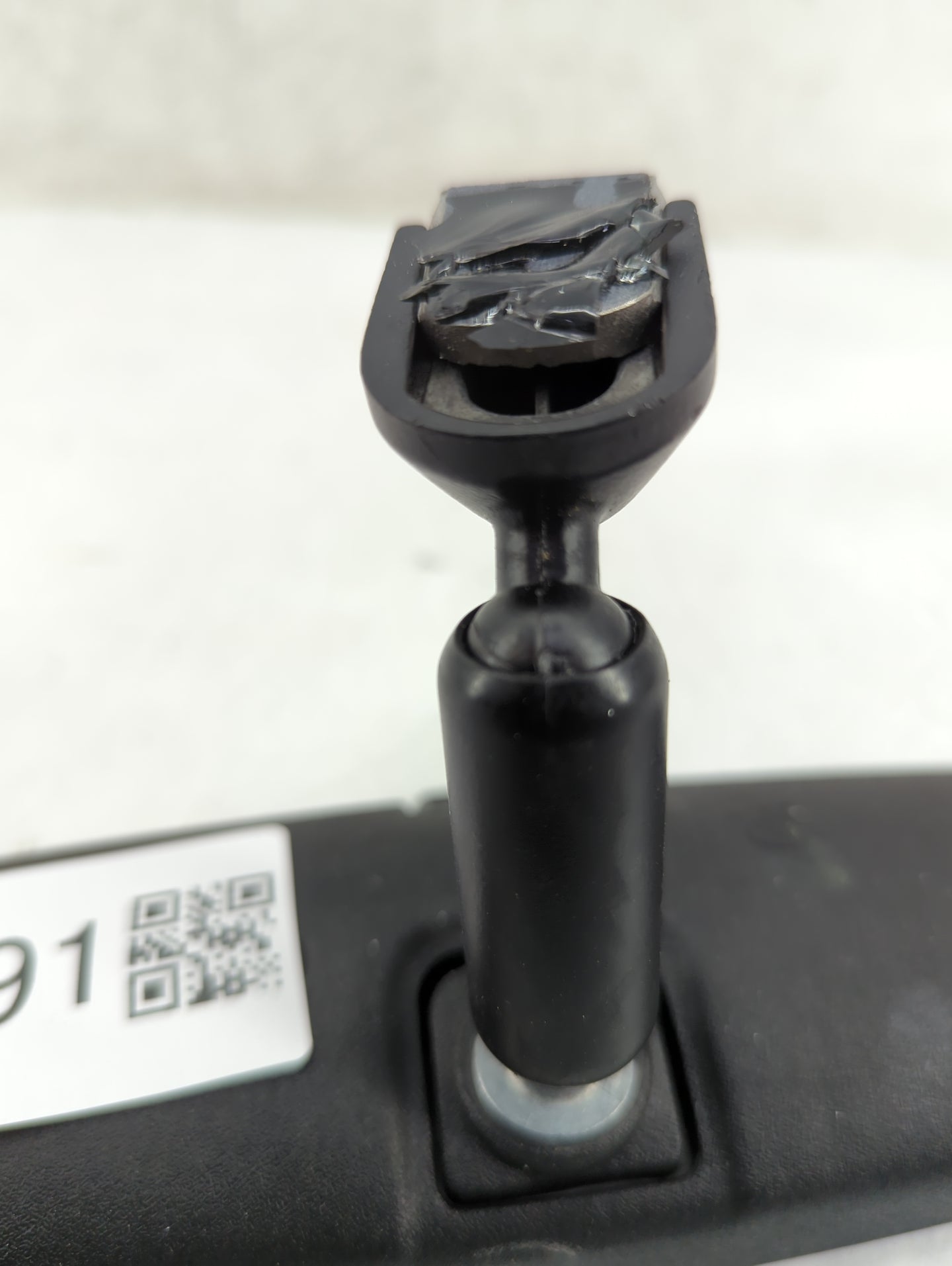 2018-2021 Nissan Kicks Interior Rear View Mirror Replacement OEM Fits OEM Used Auto Parts - Oemusedautoparts1.com