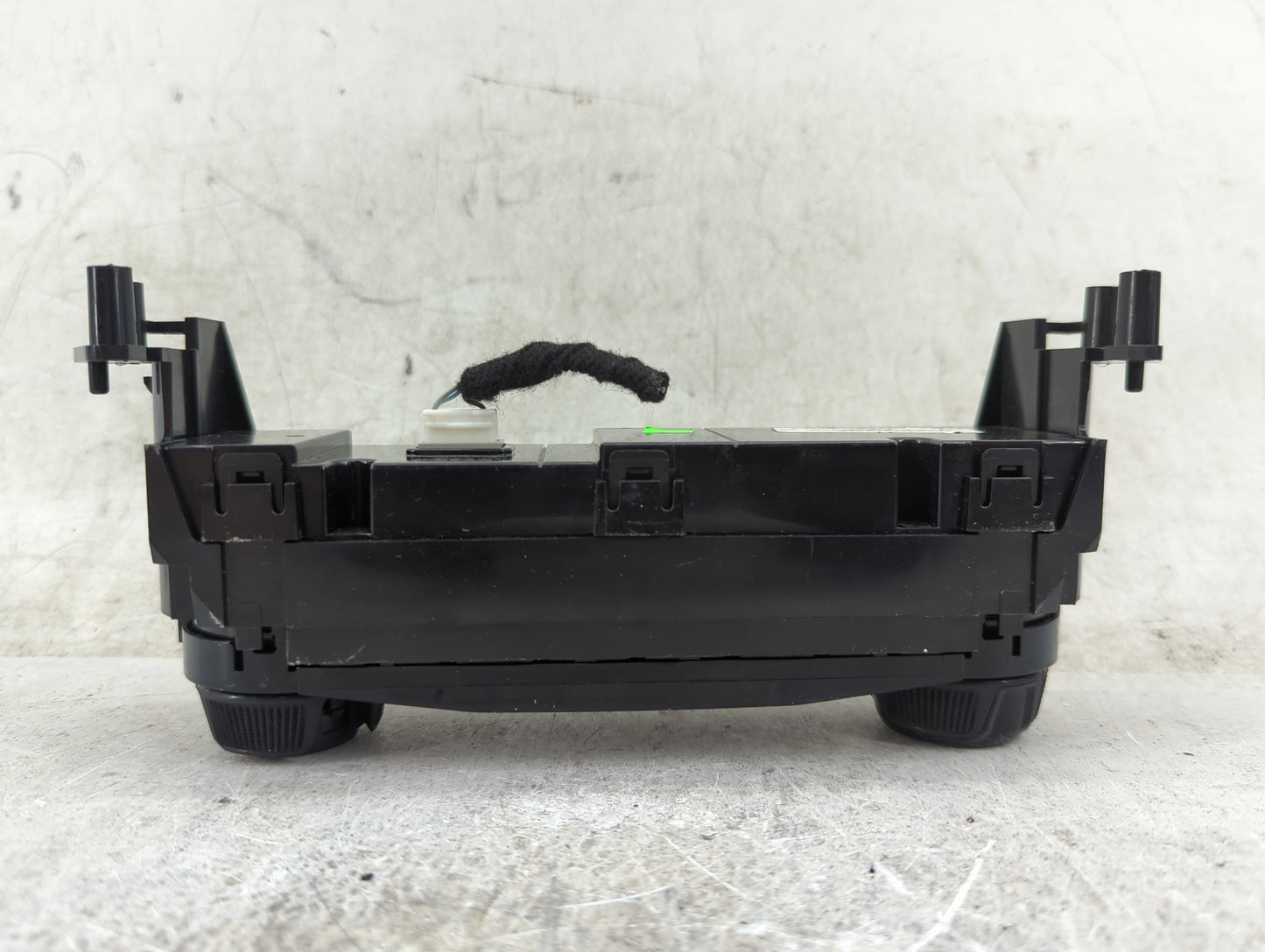 2024 Nissan Kicks Climate Control Module Temperature AC/Heater Replacement P/N:275005R00A Q3A12615 Fits OEM Used Auto Parts 