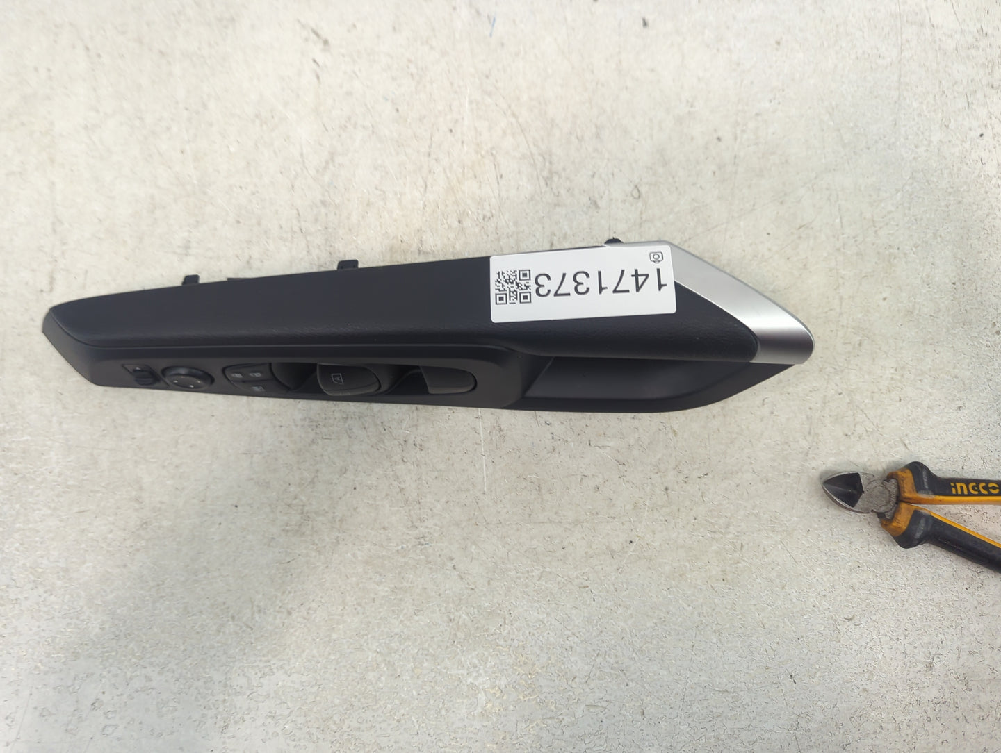 2018-2021 Nissan Kicks Master Power Window Switch Replacement Driver Side Left P/N:25401 5RL0A Fits Fits 2018 2019 2020 2021