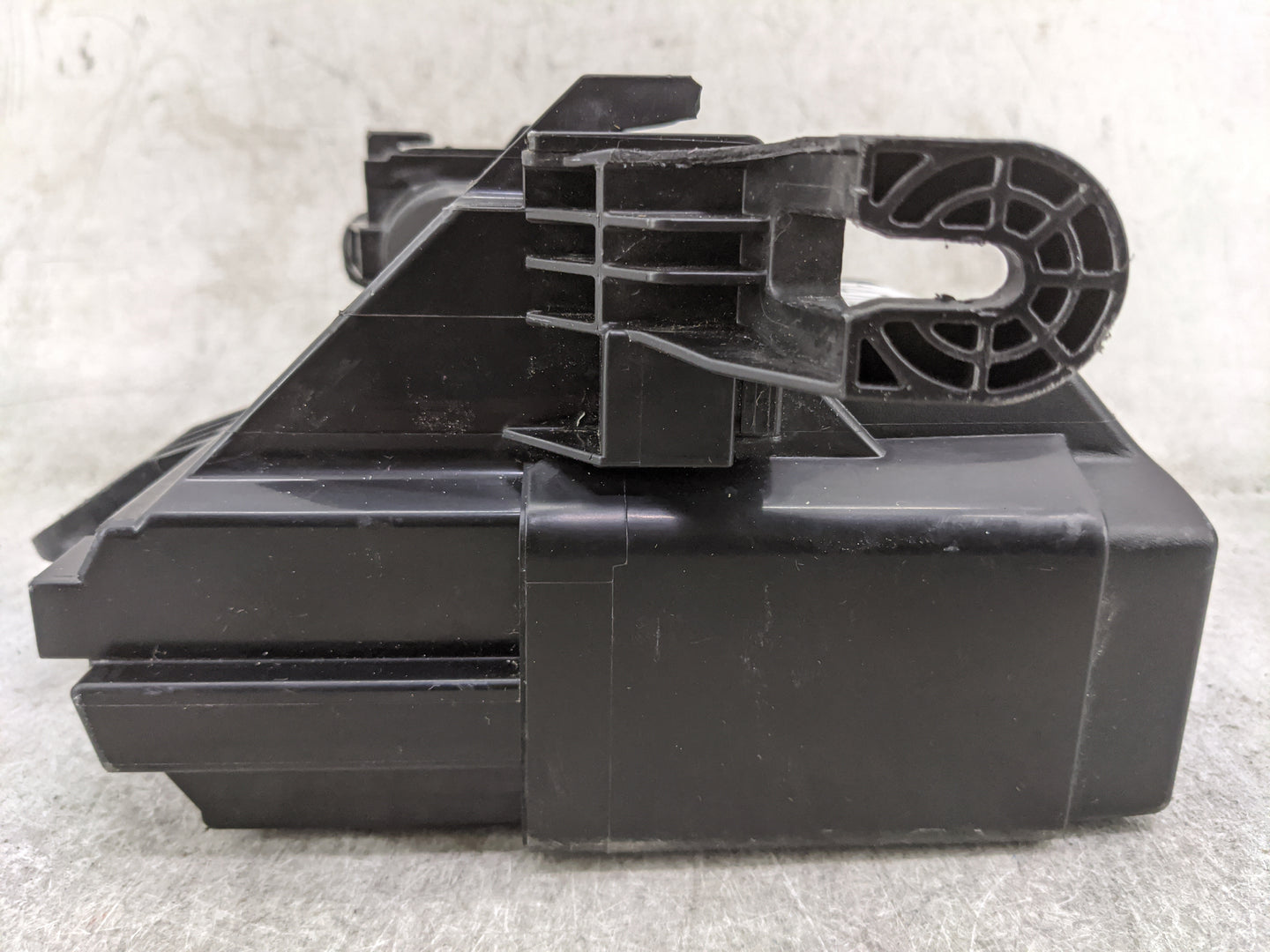 2018-2021 Nissan Kicks Fusebox Fuse Box Panel Relay Module Fits Fits 2018 2019 2020 2021 OEM Used Auto Parts - Oemusedautopa