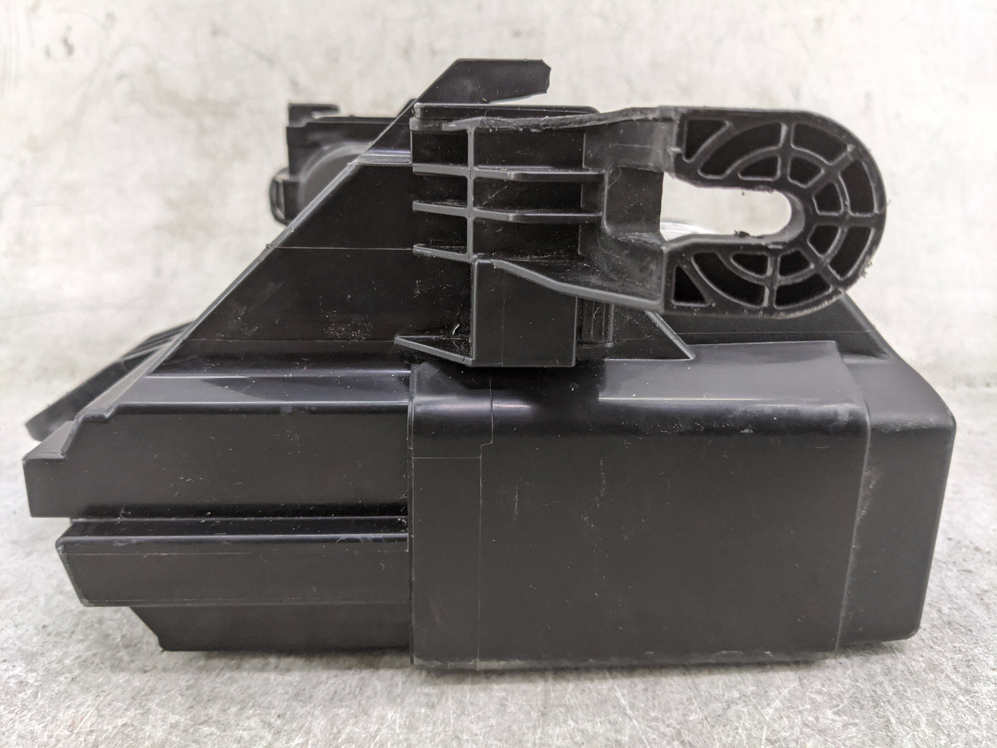 2018-2021 Nissan Kicks Fusebox Fuse Box Panel Relay Module Fits Fits 2018 2019 2020 2021 OEM Used Auto Parts - Oemusedautopa