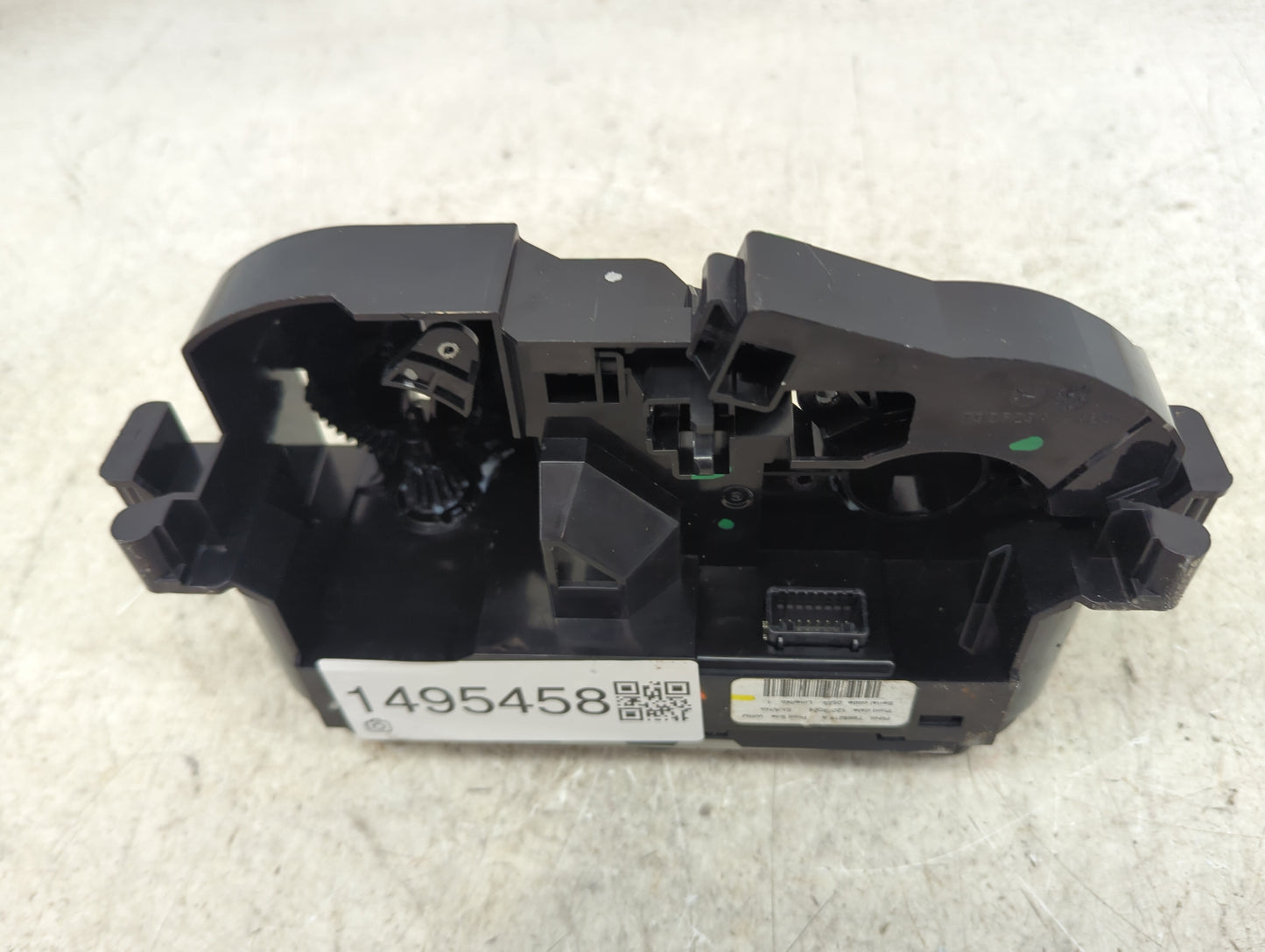 2024 Nissan Kicks Climate Control Module Temperature AC/Heater Replacement P/N:CU2 TCB602 Fits OEM Used Auto Parts - Oemused