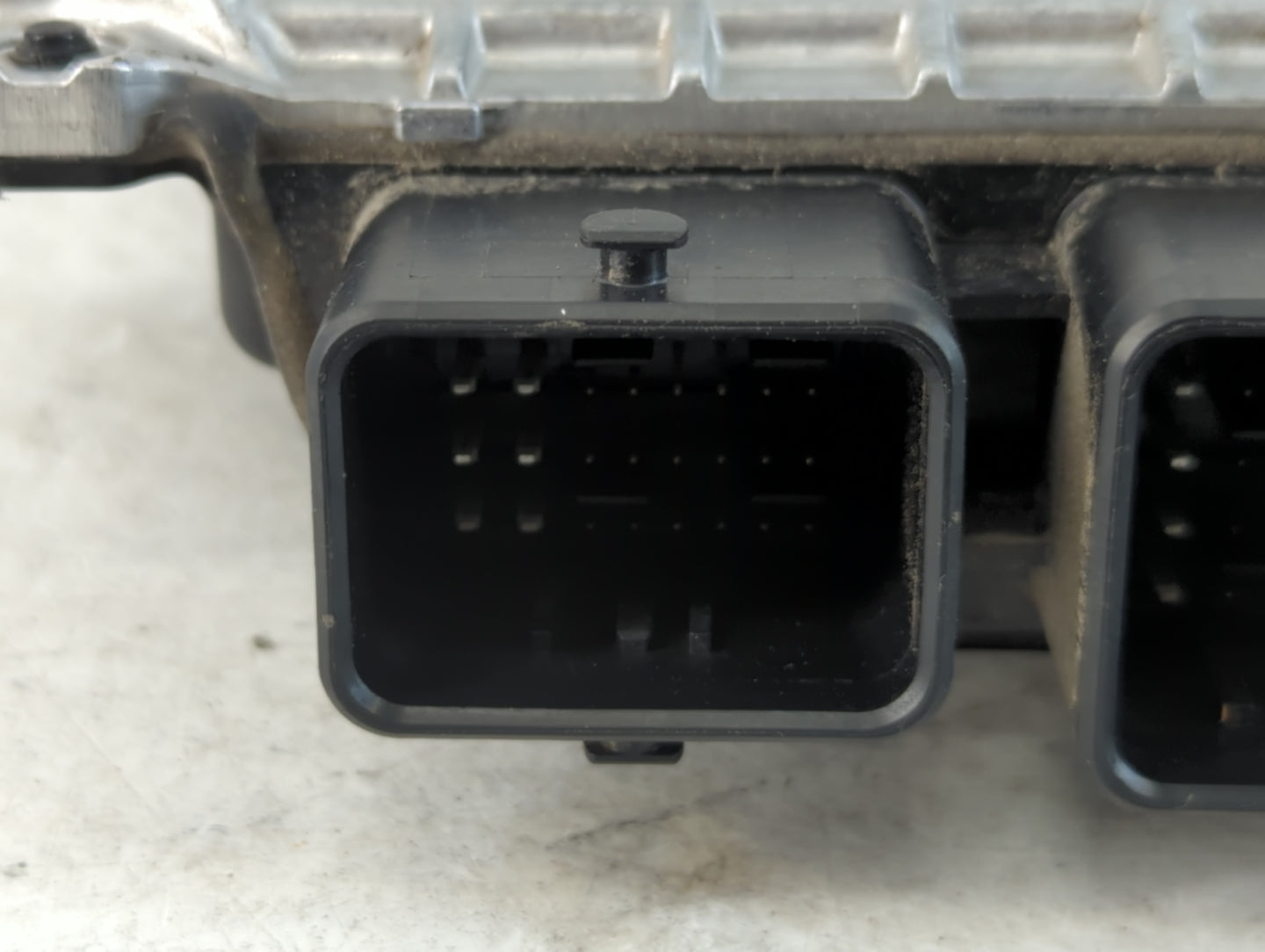 2020-2021 Nissan Kicks PCM Engine Control Computer ECU ECM PCU OEM P/N:96579X9 NEC985-227 Fits Fits 2020 2021 2022 OEM Used 
