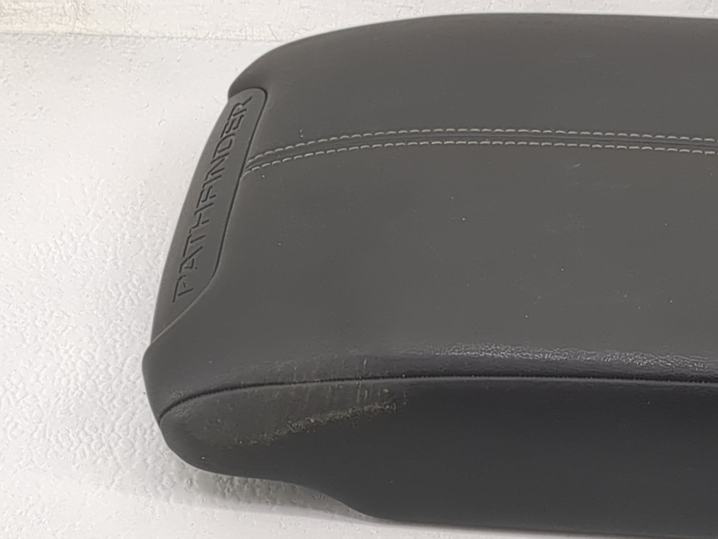 2024 Nissan Pathfinder Center Console Armrest Cover Lid P/N:969206TA0A Fits OEM Used Auto Parts - Oemusedautoparts1.com