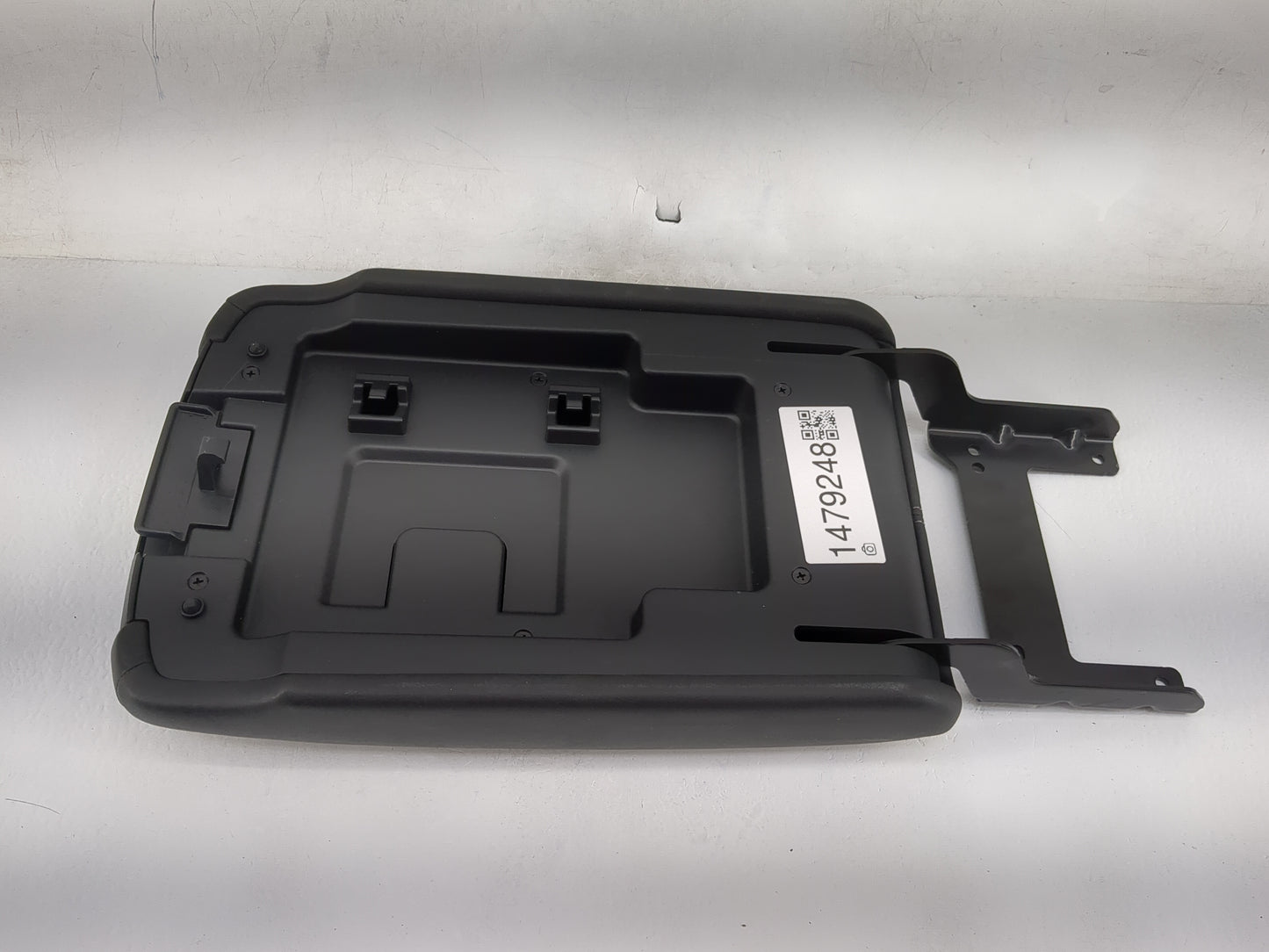 2024 Nissan Pathfinder Center Console Armrest Cover Lid P/N:969206TA0A Fits OEM Used Auto Parts - Oemusedautoparts1.com