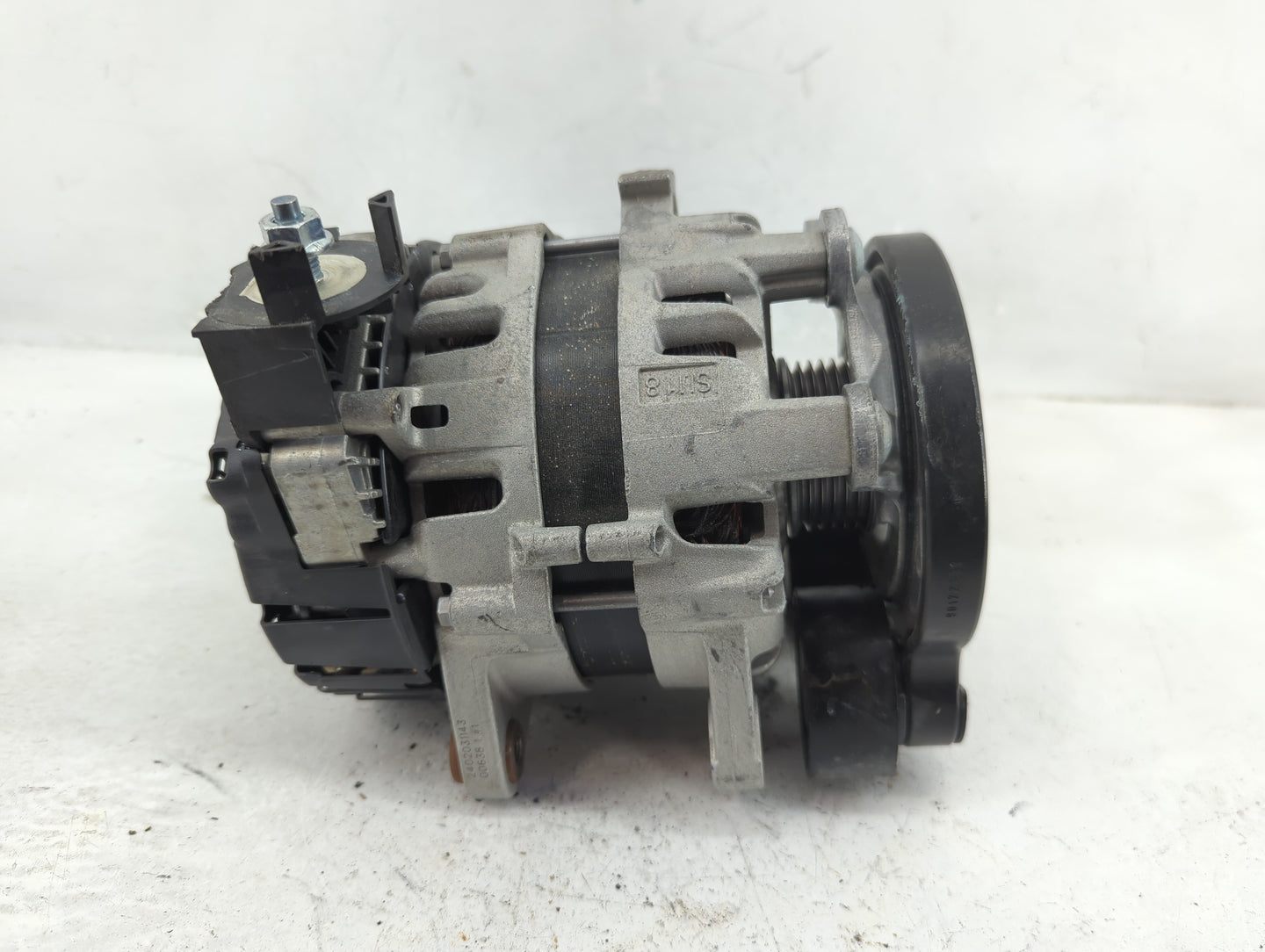 2024 Nissan Rogue Alternator Replacement Generator Charging Assembly Engine OEM P/N:2310A 6RC1A Fits OEM Used Auto Parts - O