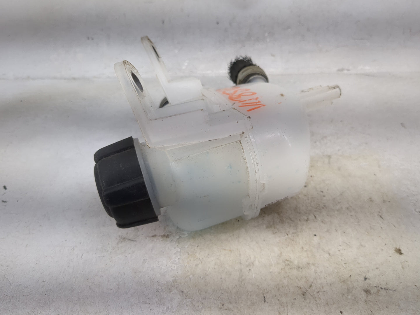 2021-2022 Nissan Rogue Radiator Coolant Overflow Expansion Tank Bottle 1494372 - Oemusedautoparts1.com