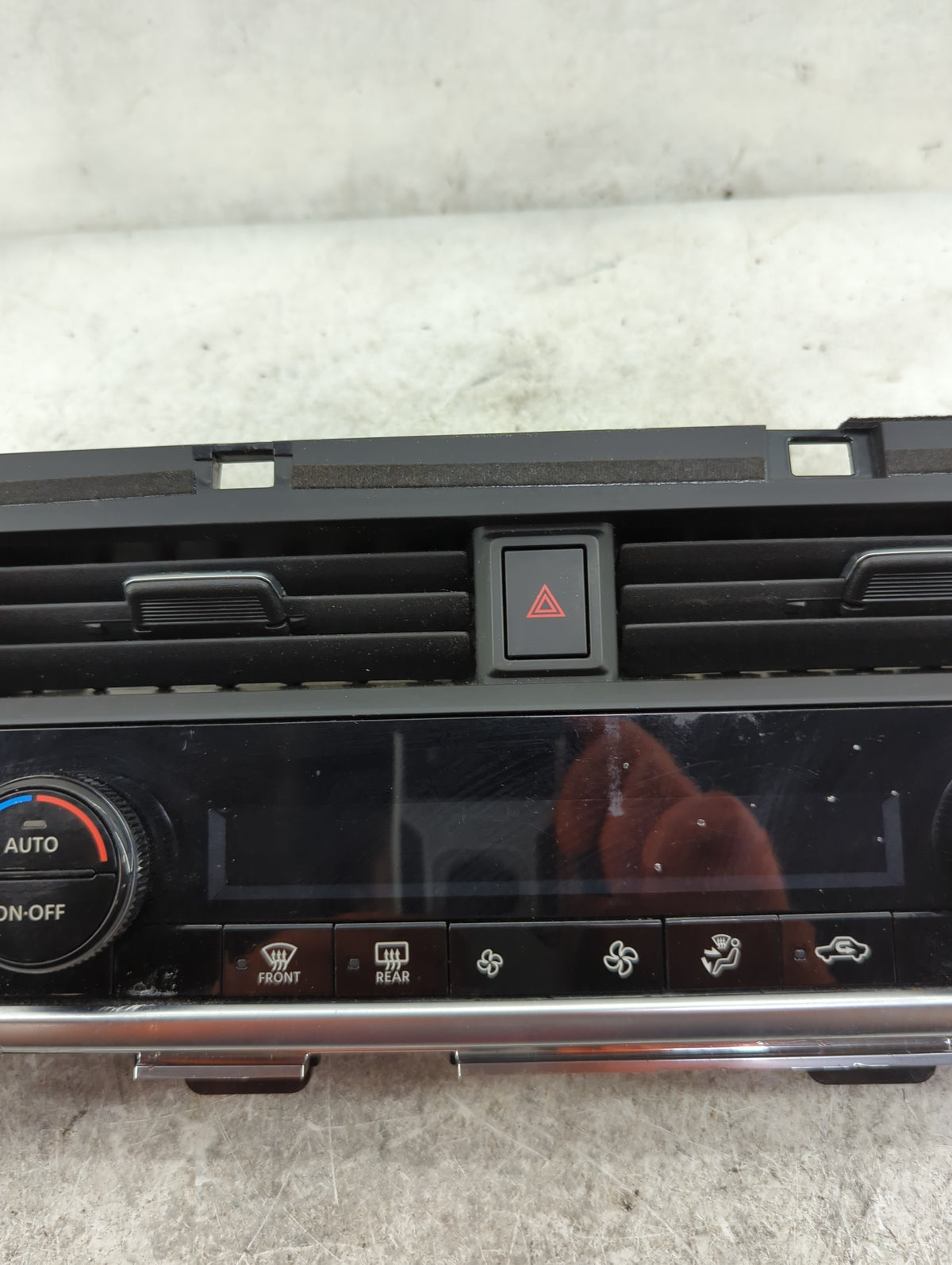2021-2022 Nissan Rogue Climate Control Module Temperature AC/Heater Replacement P/N:68260-6RY3A 275006RK1B Fits Fits 2021 20