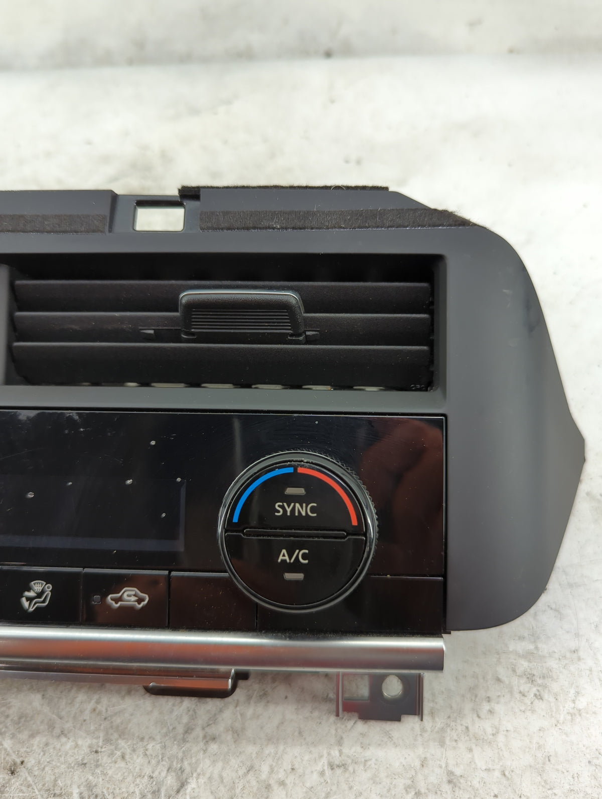 2021-2022 Nissan Rogue Climate Control Module Temperature AC/Heater Replacement P/N:68260-6RY3A 275006RK1B Fits Fits 2021 20