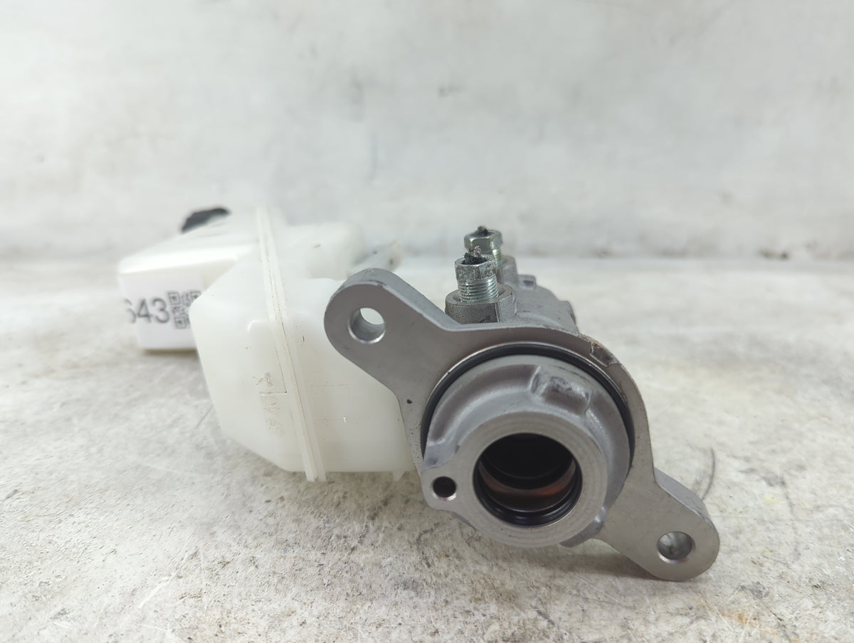 2021-2022 Nissan Rogue Brake Master Cylinder 1515643 - Oemusedautoparts1.com