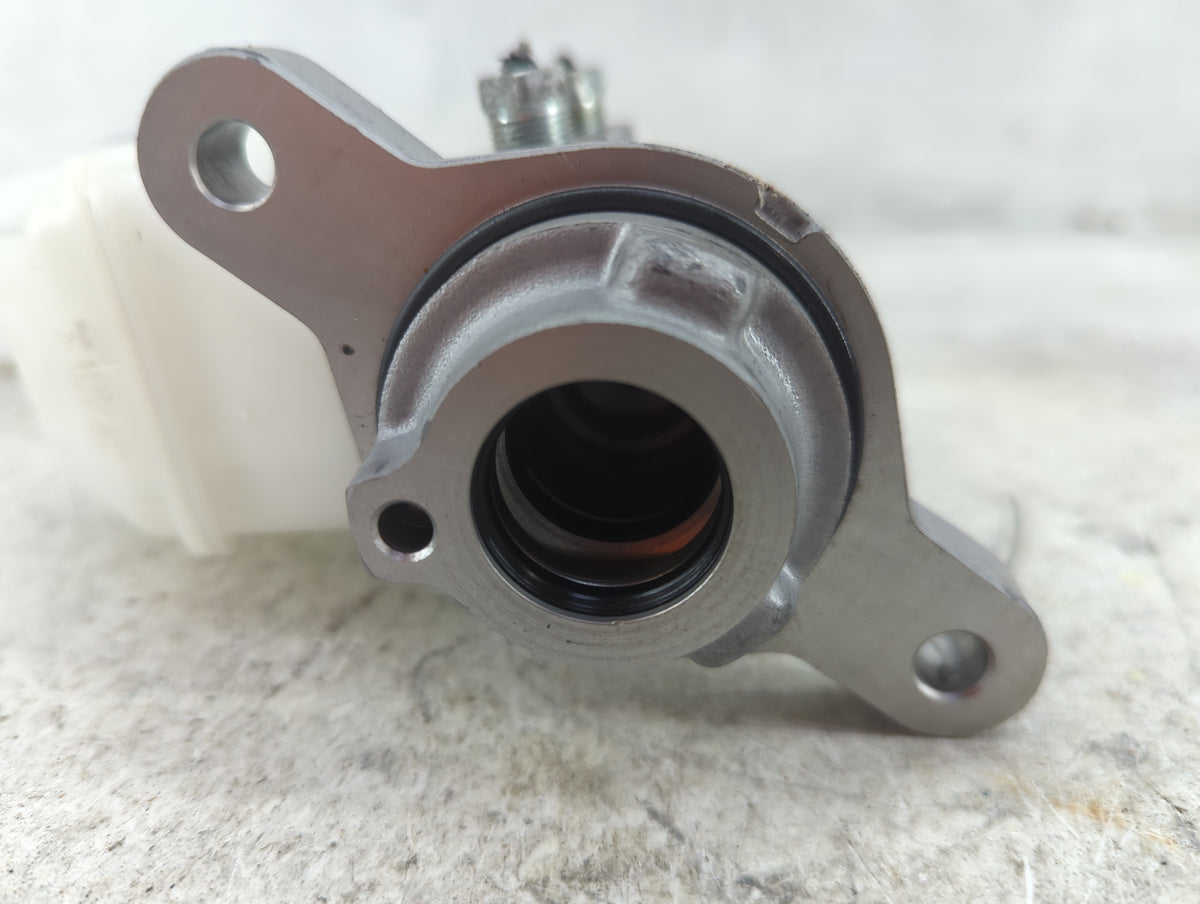 2021-2022 Nissan Rogue Brake Master Cylinder 1515643 - Oemusedautoparts1.com