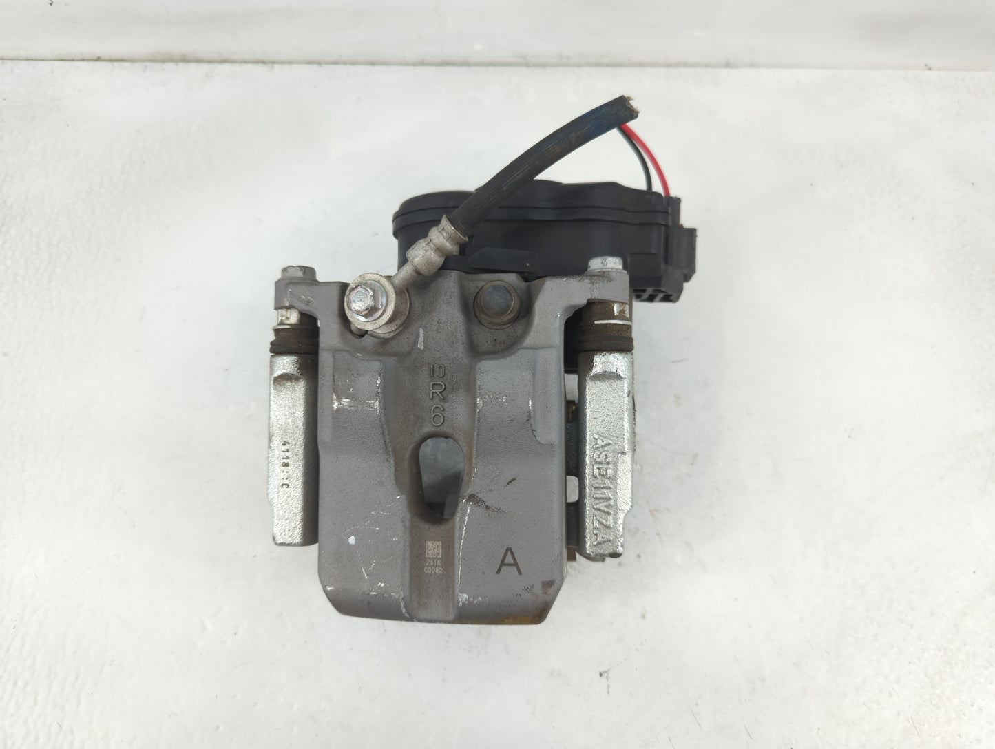 2024 Nissan Rogue Front Driver Left Brake Caliper - Oemusedautoparts1.com