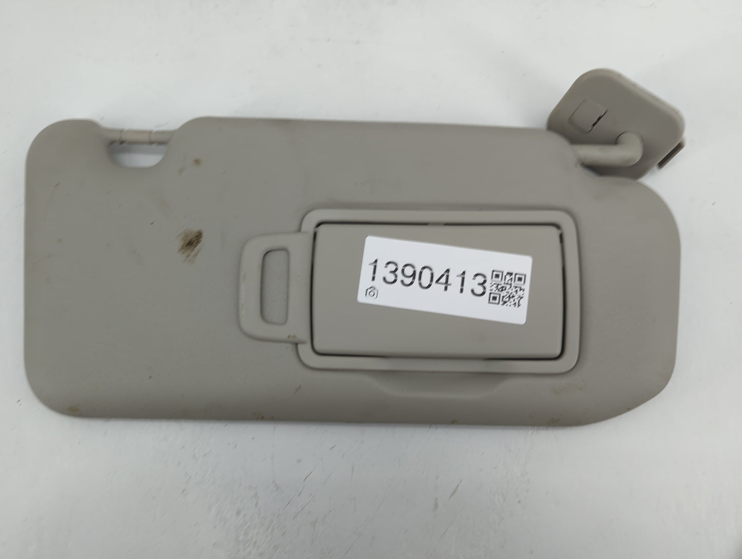 2020-2022 Nissan Sentra Sun Visor Shade Replacement Passenger Right Mirror Fits Fits 2020 2021 2022 OEM Used Auto Parts - Oe