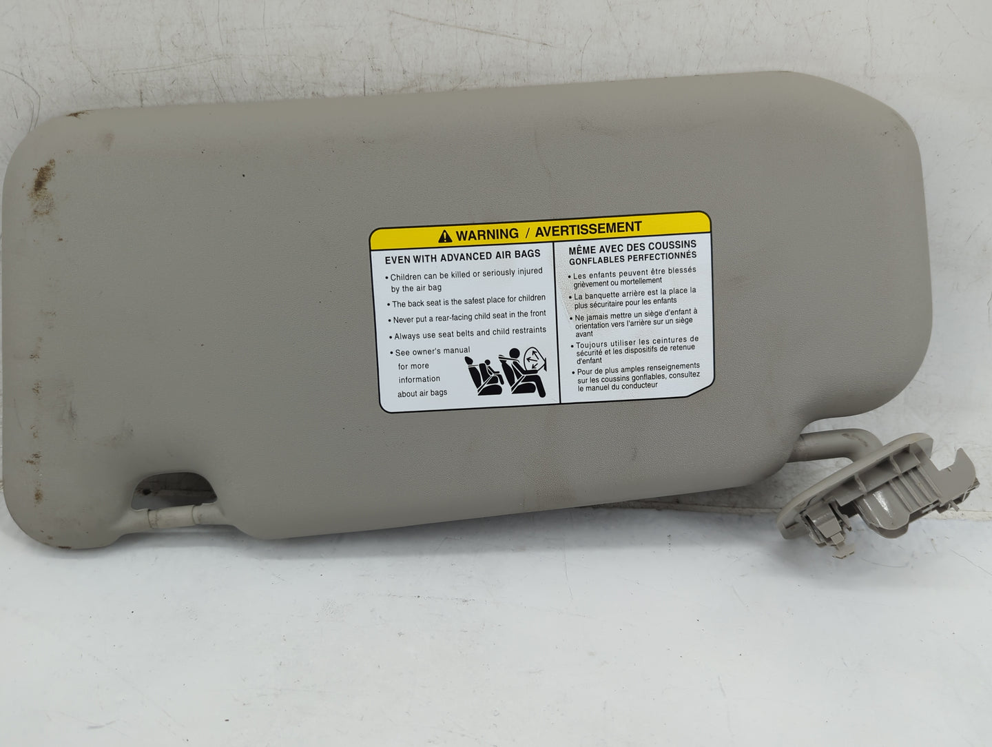 2020-2022 Nissan Sentra Sun Visor Shade Replacement Passenger Right Mirror Fits Fits 2020 2021 2022 OEM Used Auto Parts - Oe