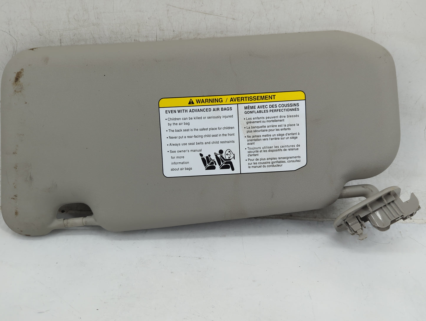 2020-2022 Nissan Sentra Sun Visor Shade Replacement Passenger Right Mirror Fits Fits 2020 2021 2022 OEM Used Auto Parts - Oe