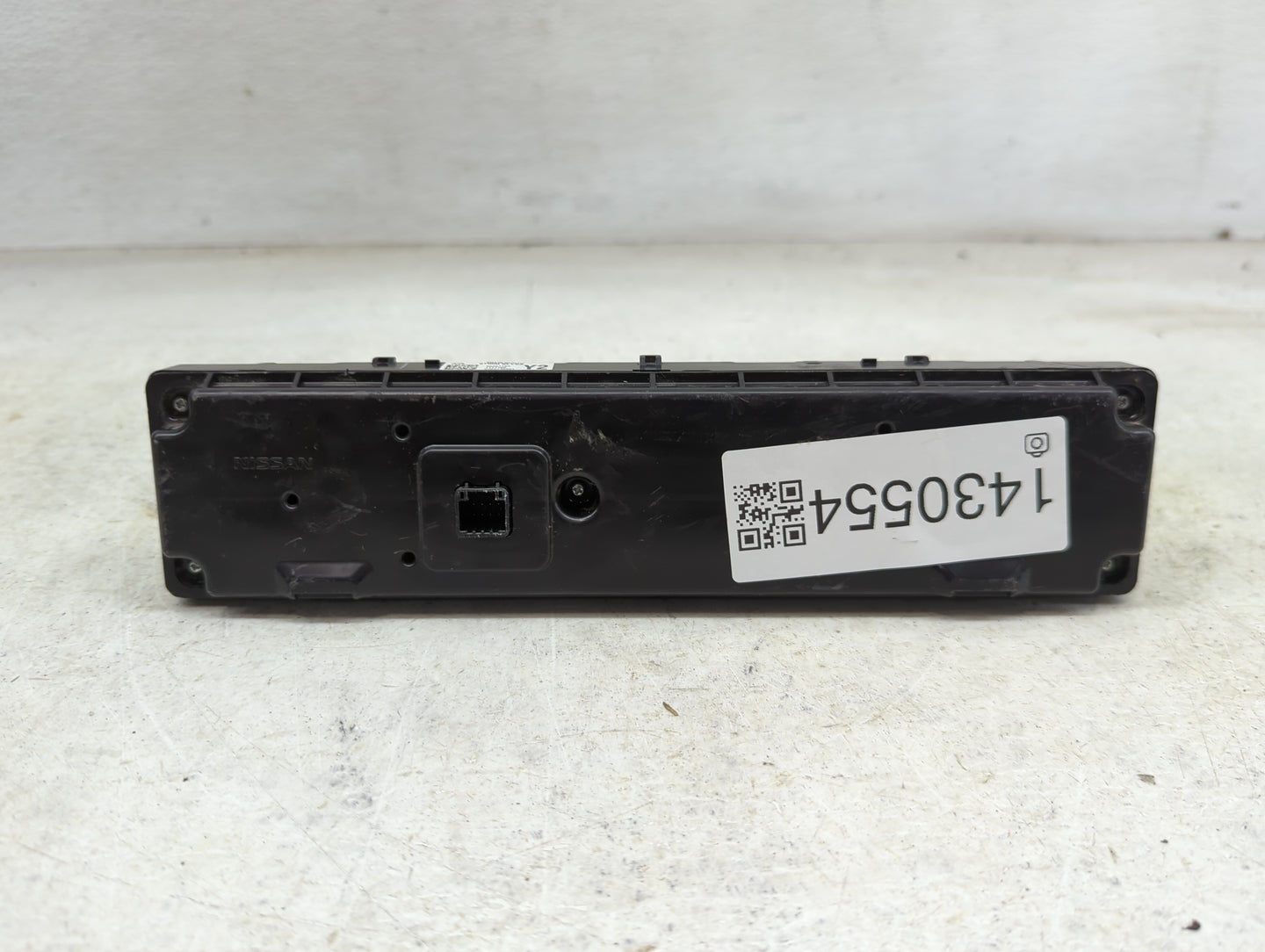 2024 Nissan Sentra Climate Control Module Temperature AC/Heater Replacement P/N:27500 6LY2A Fits OEM Used Auto Parts - Oemus
