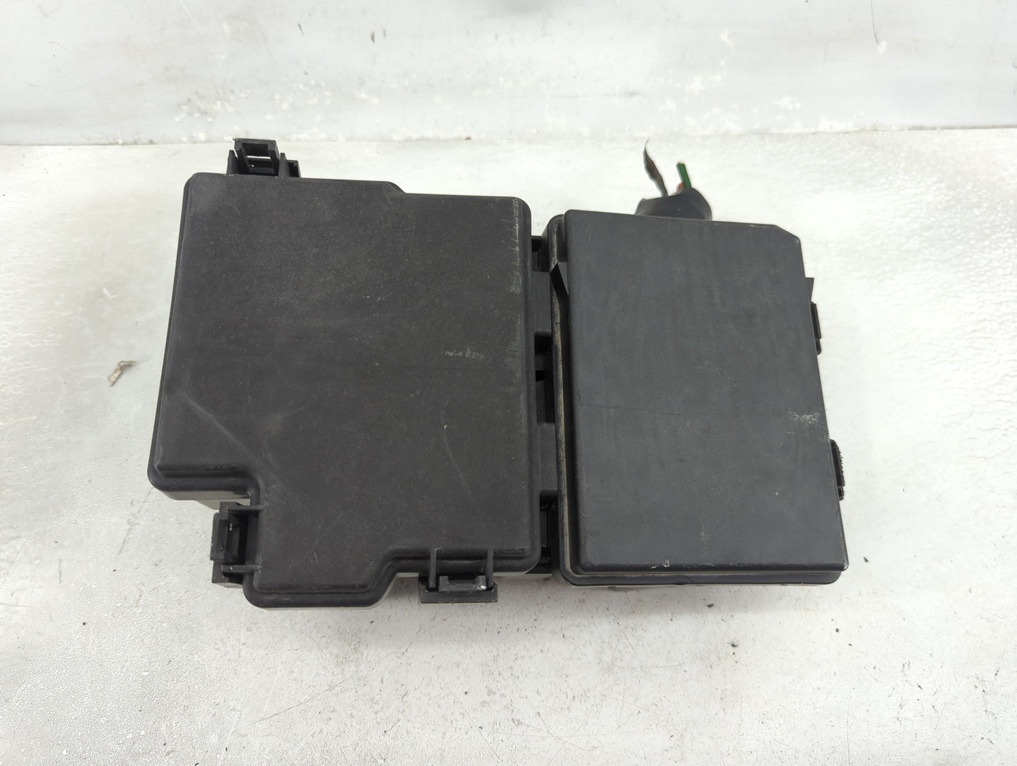2020-2022 Nissan Sentra Fusebox Fuse Box Panel Relay Module P/N:24371 6LY0A Fits Fits 2020 2021 2022 OEM Used Auto Parts - O