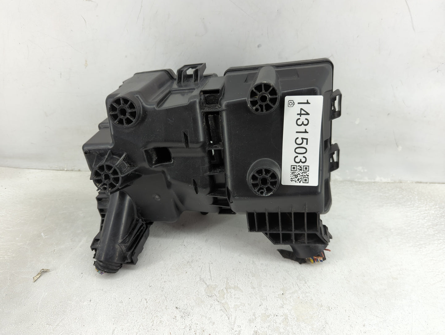 2020-2022 Nissan Sentra Fusebox Fuse Box Panel Relay Module P/N:24371 6LY0A Fits Fits 2020 2021 2022 OEM Used Auto Parts - O