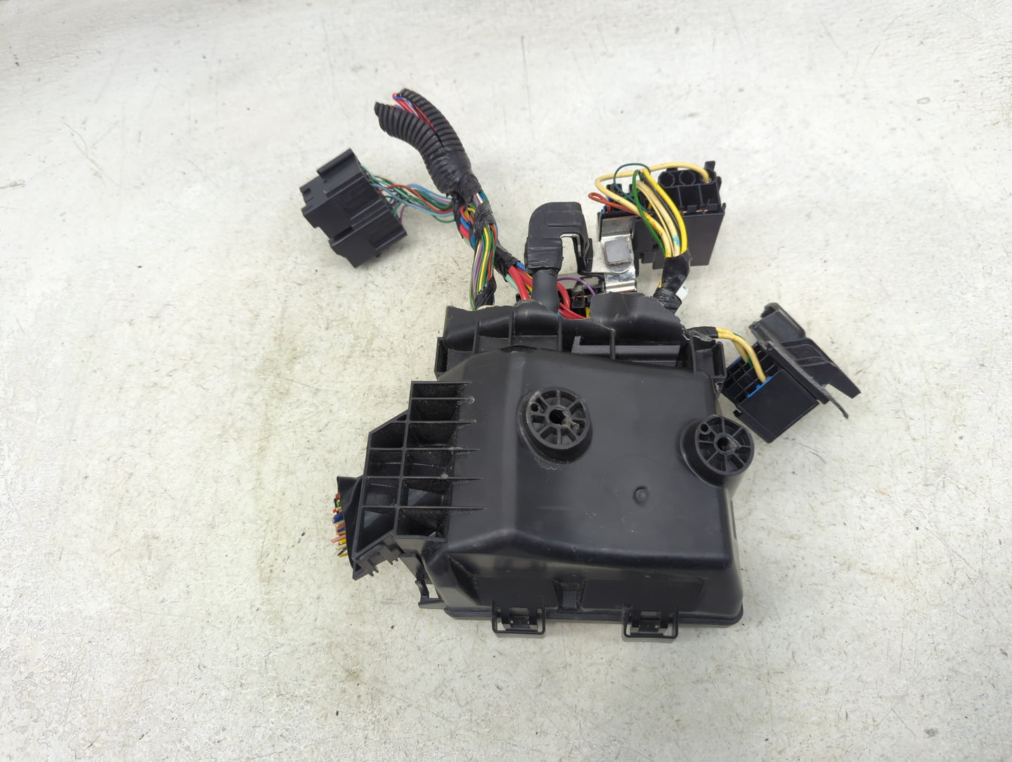 2020-2022 Nissan Sentra Fusebox Fuse Box Panel Relay Module Fits Fits 2020 2021 2022 OEM Used Auto Parts - Oemusedautoparts1