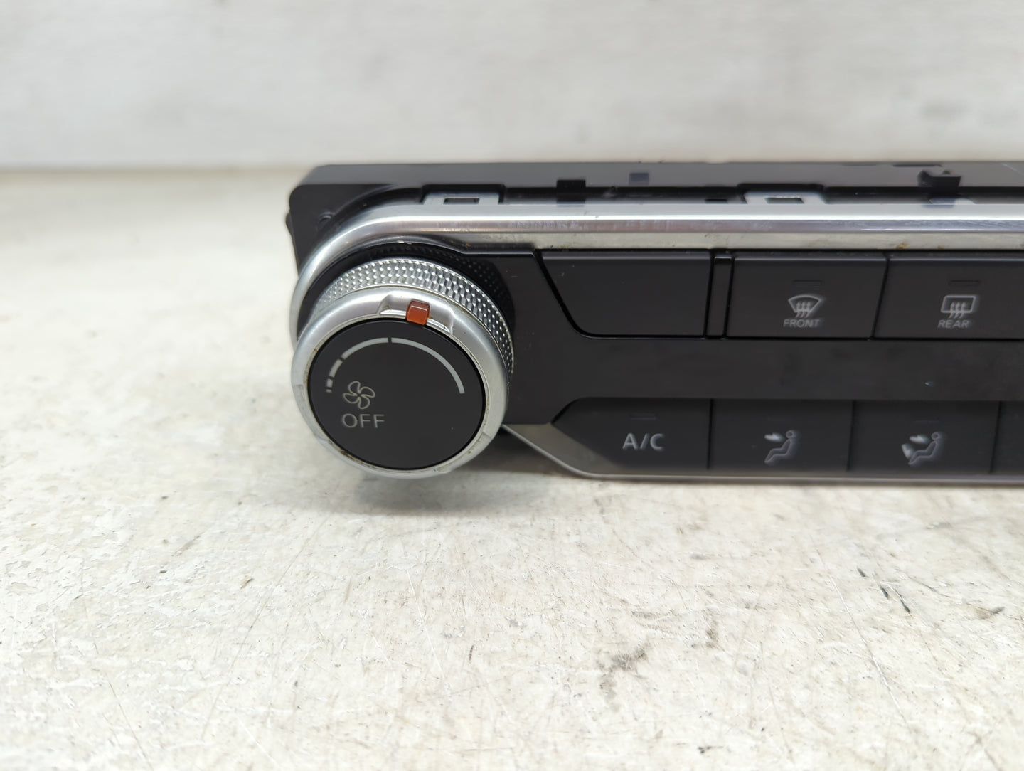 2024 Nissan Sentra Climate Control Module Temperature AC/Heater Replacement P/N:275006LY2A E829116A Fits OEM Used Auto Parts