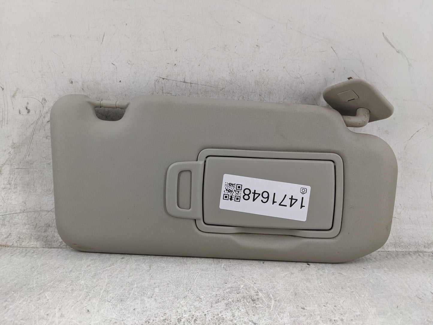 2020-2022 Nissan Sentra Sun Visor Shade Replacement Passenger Right Mirror Fits Fits 2020 2021 2022 OEM Used Auto Parts - Oe