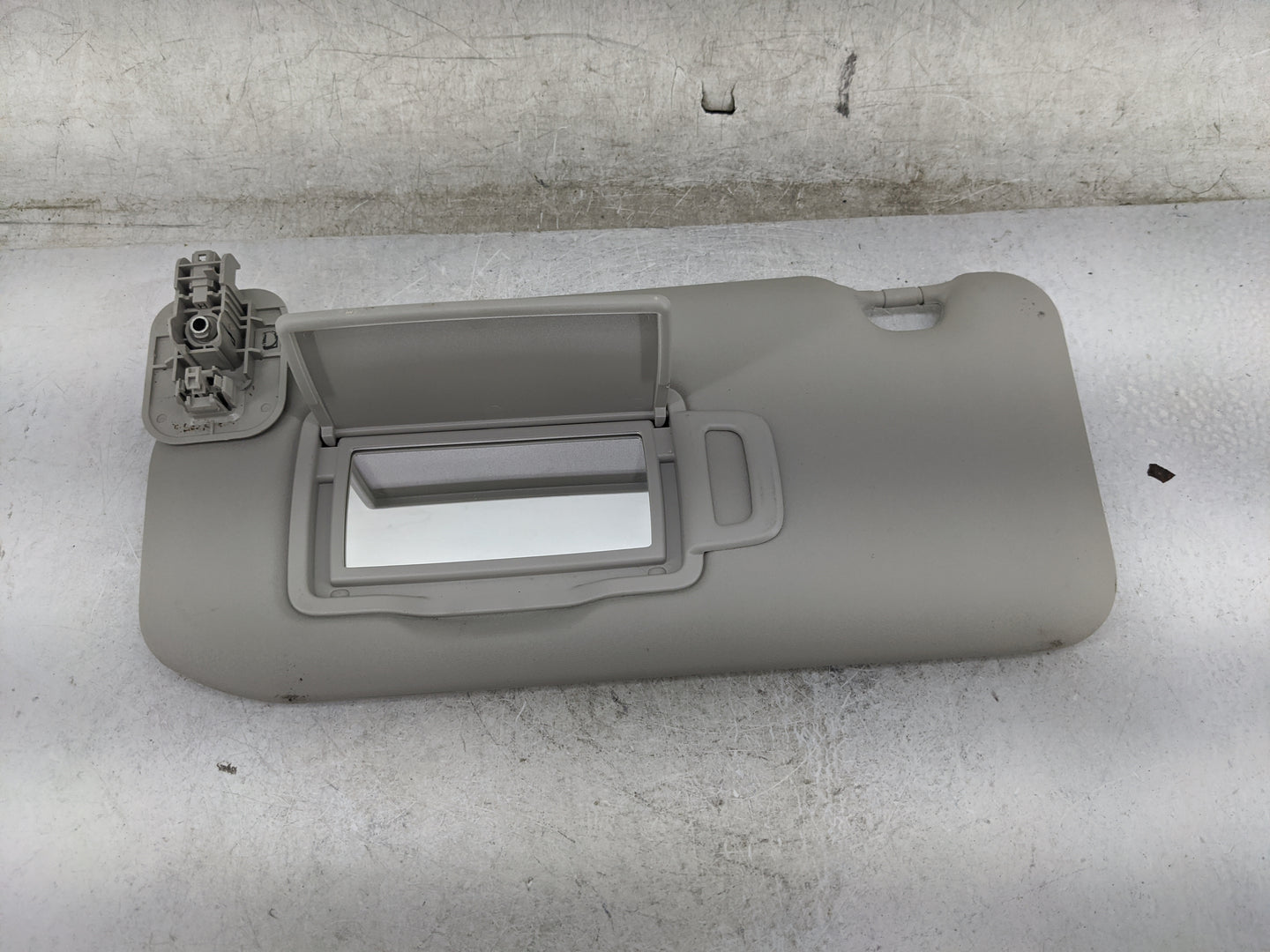 2020-2022 Nissan Sentra Sun Visor Shade Replacement Driver Left Mirror Fits Fits 2020 2021 2022 OEM Used Auto Parts - Oemuse