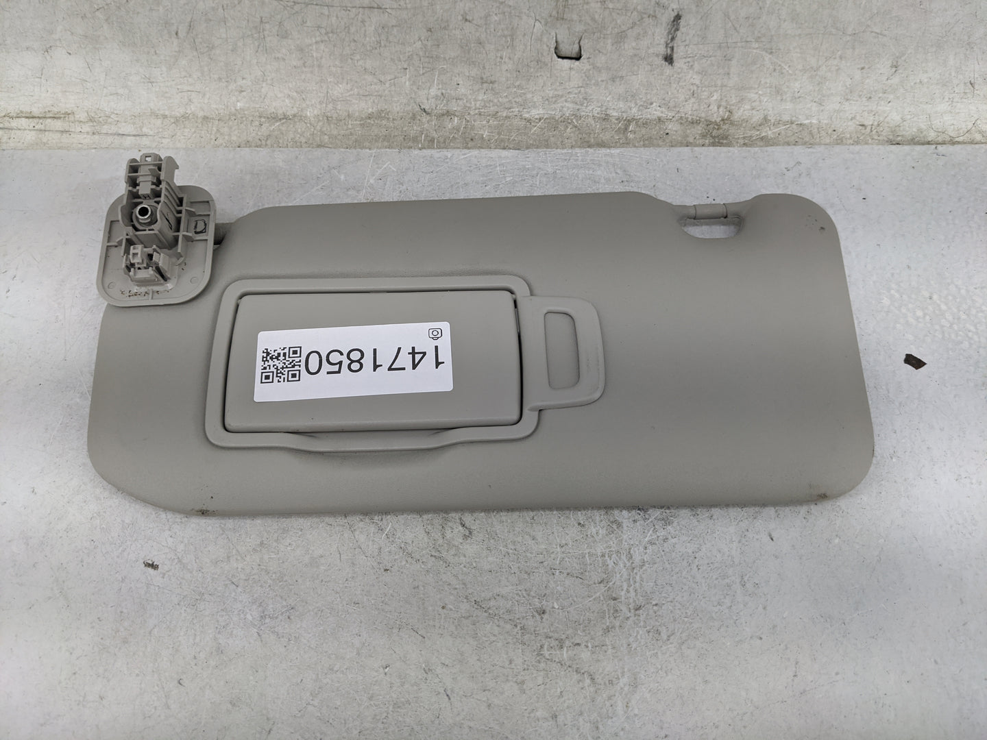2020-2022 Nissan Sentra Sun Visor Shade Replacement Driver Left Mirror Fits Fits 2020 2021 2022 OEM Used Auto Parts - Oemuse