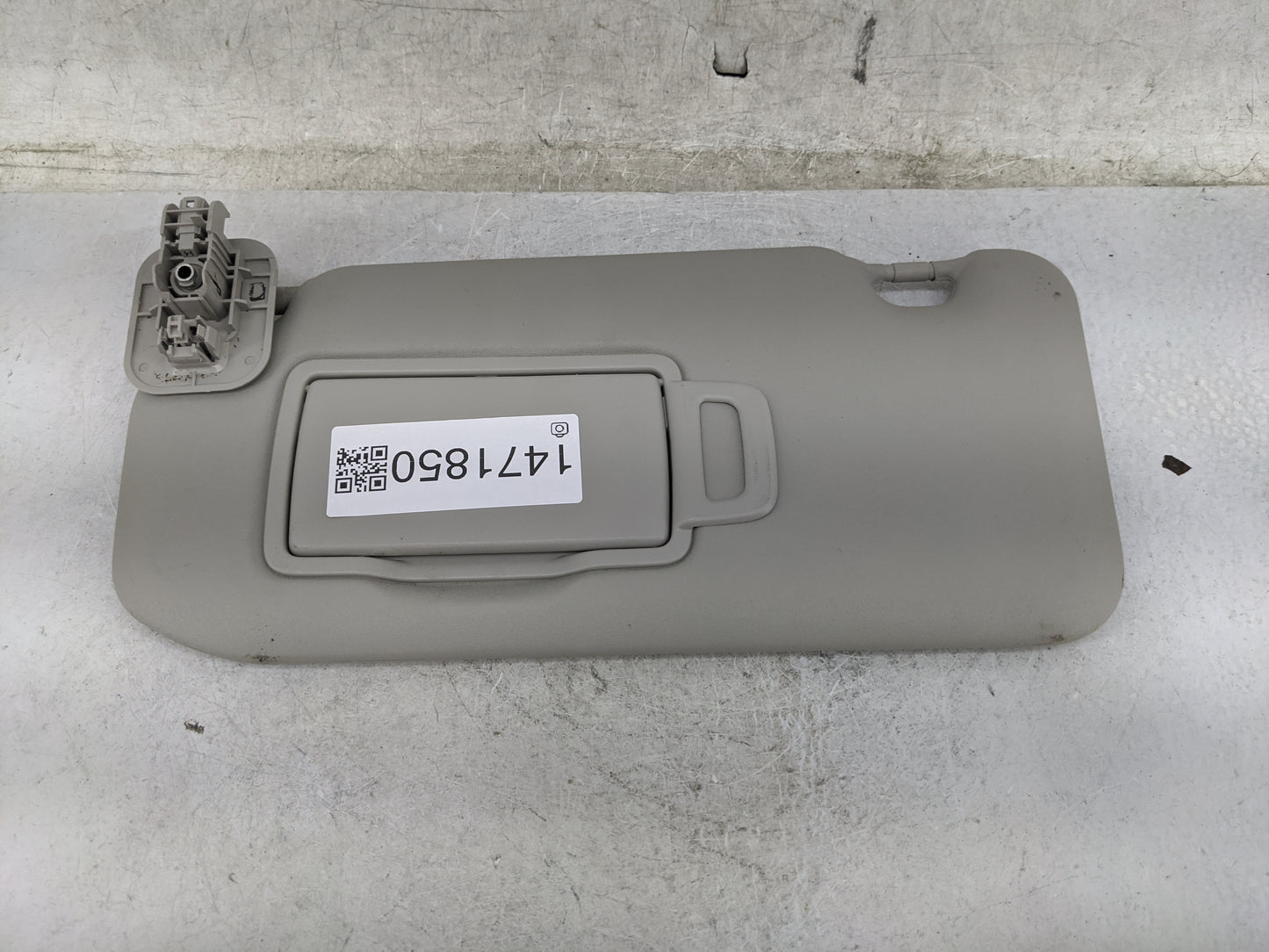 2020-2022 Nissan Sentra Sun Visor Shade Replacement Driver Left Mirror Fits Fits 2020 2021 2022 OEM Used Auto Parts - Oemuse