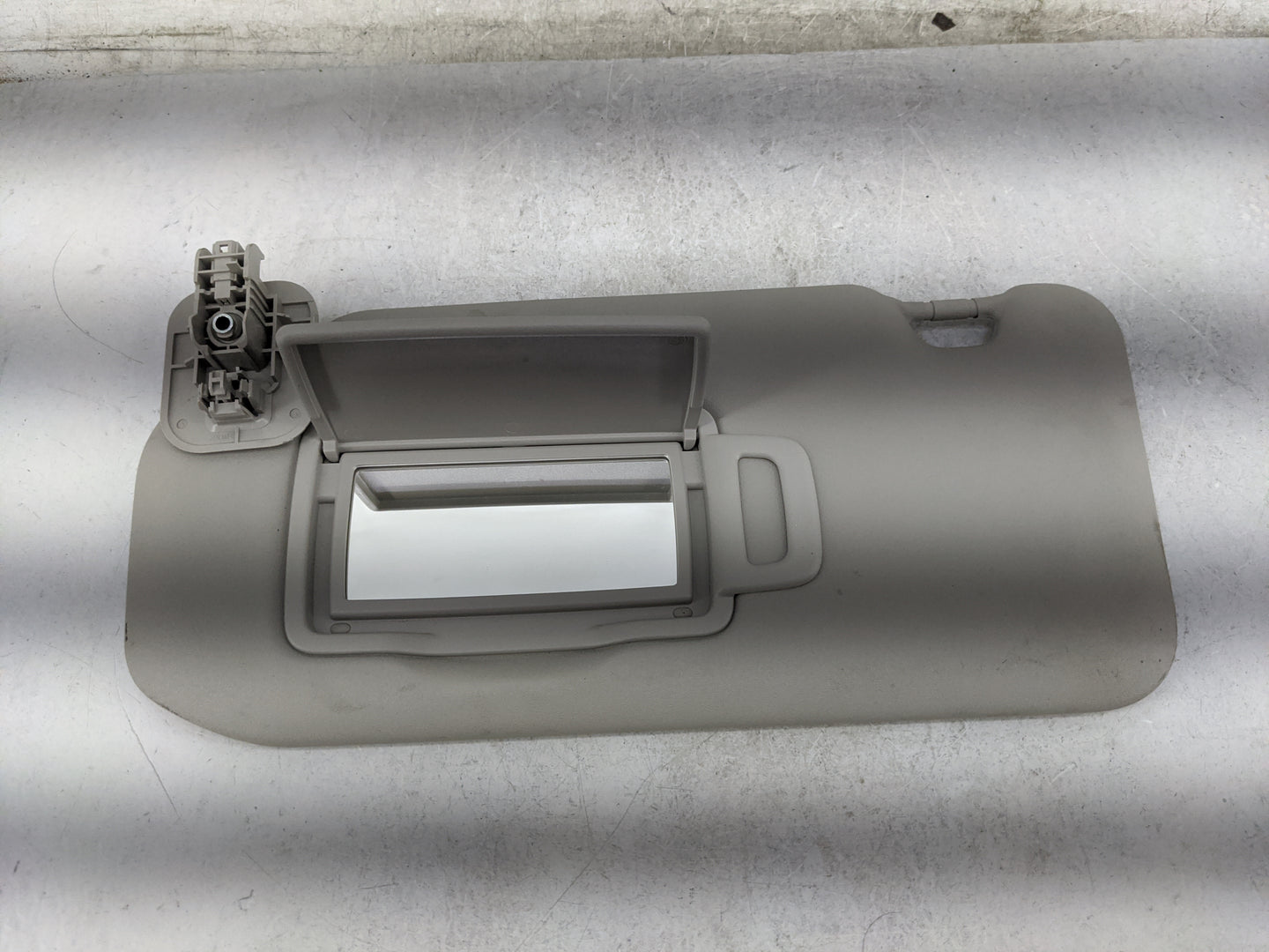 2020-2022 Nissan Sentra Sun Visor Shade Replacement Driver Left Mirror Fits Fits 2020 2021 2022 OEM Used Auto Parts - Oemuse