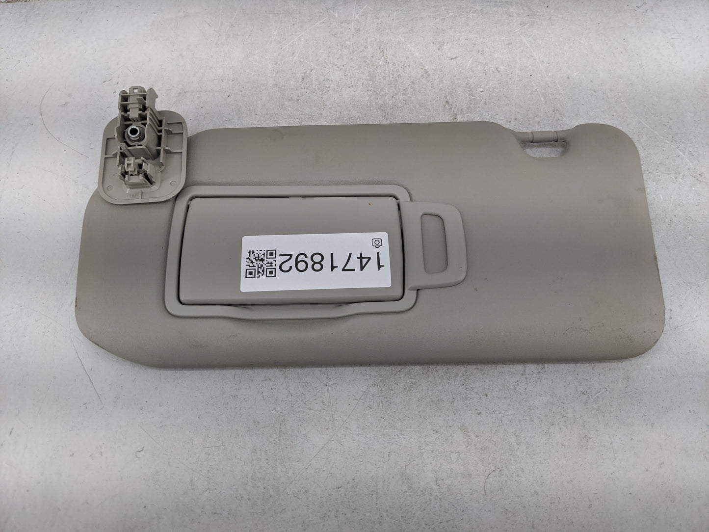 2020-2022 Nissan Sentra Sun Visor Shade Replacement Driver Left Mirror Fits Fits 2020 2021 2022 OEM Used Auto Parts - Oemuse