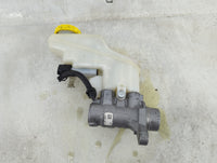 2022-2022 Nissan Sentra Brake Master Cylinder 1490573 - Oemusedautoparts1.com