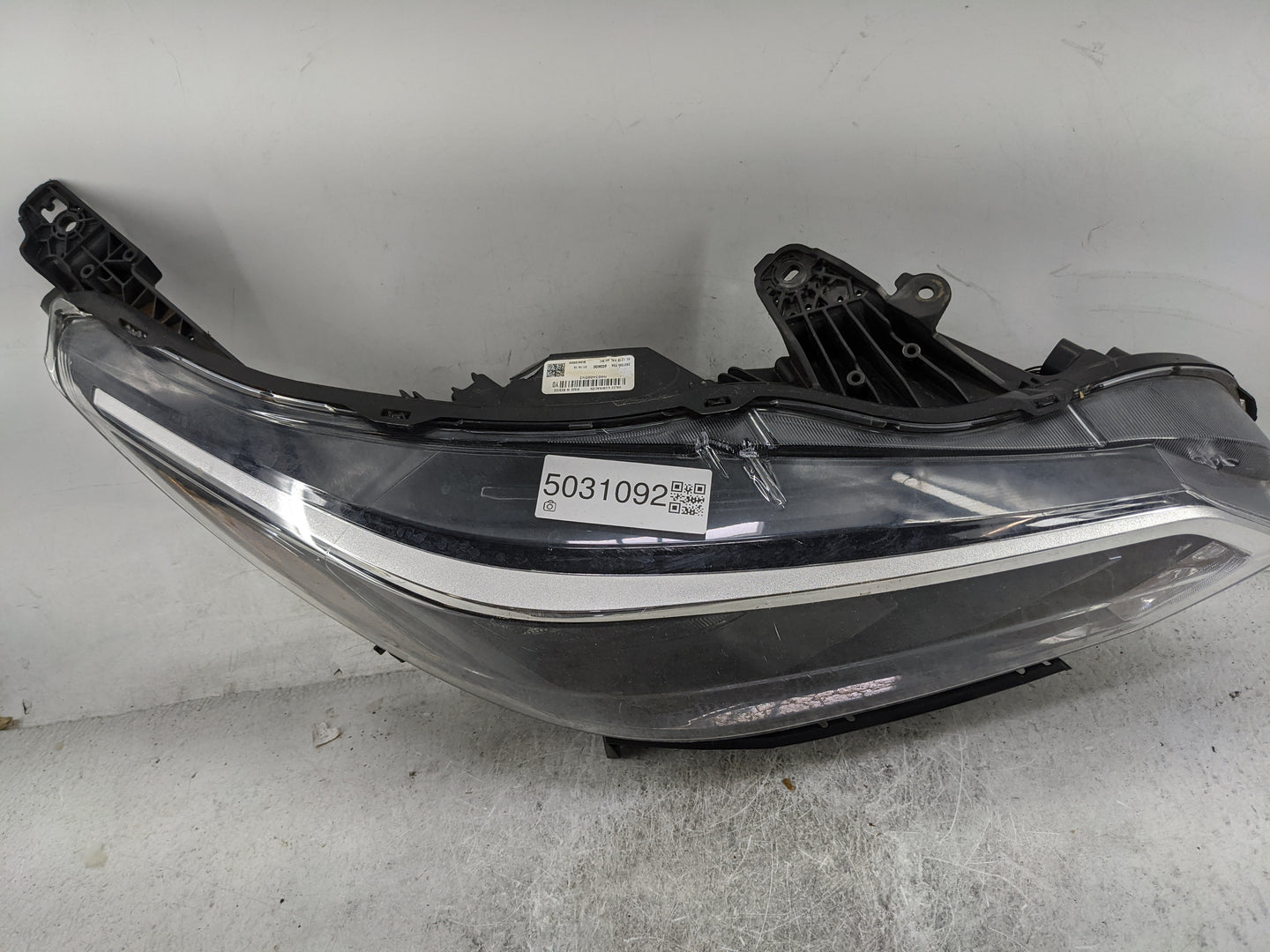 2024 Nissan Sentra Passenger Right Oem Head Light Headlight Lamp - Oemusedautoparts1.com