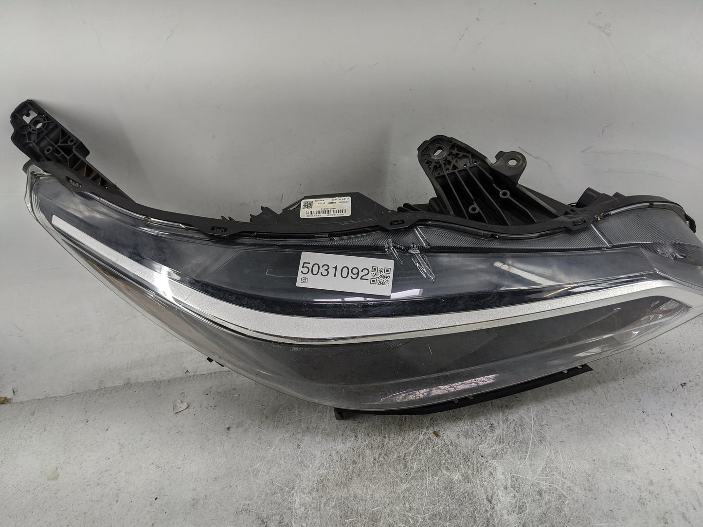 2024 Nissan Sentra Passenger Right Oem Head Light Headlight Lamp - Oemusedautoparts1.com