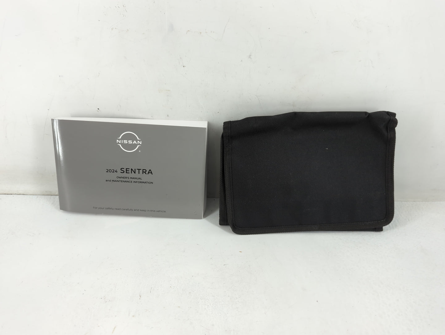 2024 Nissan Sentra Owners Manual Book Guide P/N:OM24EM OB18UO OEM Used Auto Parts - Oemusedautoparts1.com