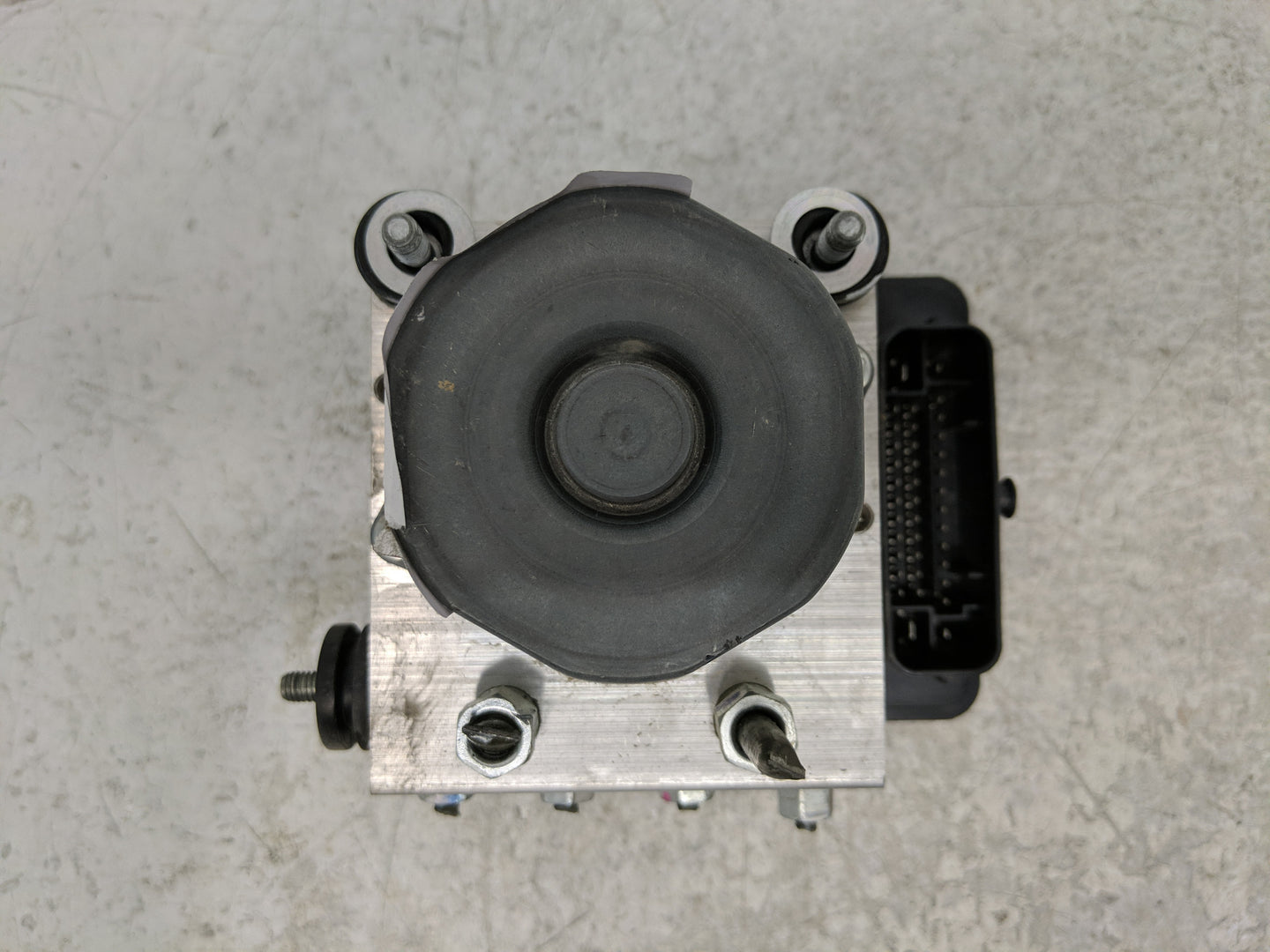 2020-2022 Nissan Versa ABS Pump Control Module Replacement P/N:47660 9EX0C Fits Fits 2020 2021 2022 OEM Used Auto Parts - Oe