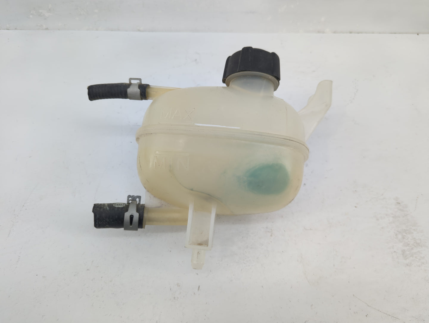 2020-2022 Nissan Versa Windshield Washer Fluid Reservoir Bottle Oem - Oemusedautoparts1.com