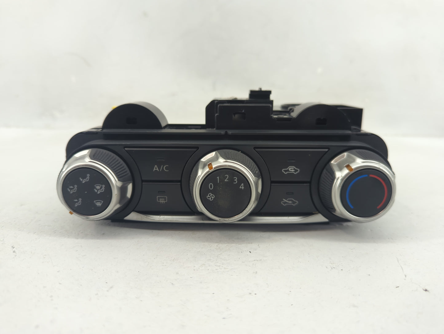 2024 Nissan Versa Climate Control Module Temperature AC/Heater Replacement Fits OEM Used Auto Parts - Oemusedautoparts1.com