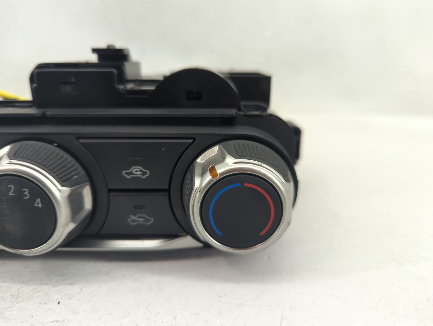 2024 Nissan Versa Climate Control Module Temperature AC/Heater Replacement Fits OEM Used Auto Parts - Oemusedautoparts1.com