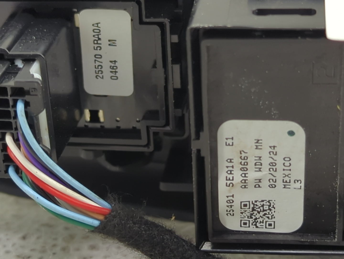 2020-2022 Nissan Versa Master Power Window Switch Replacement Driver Side Left P/N:25570 5RA0A Fits Fits 2020 2021 2022 OEM 